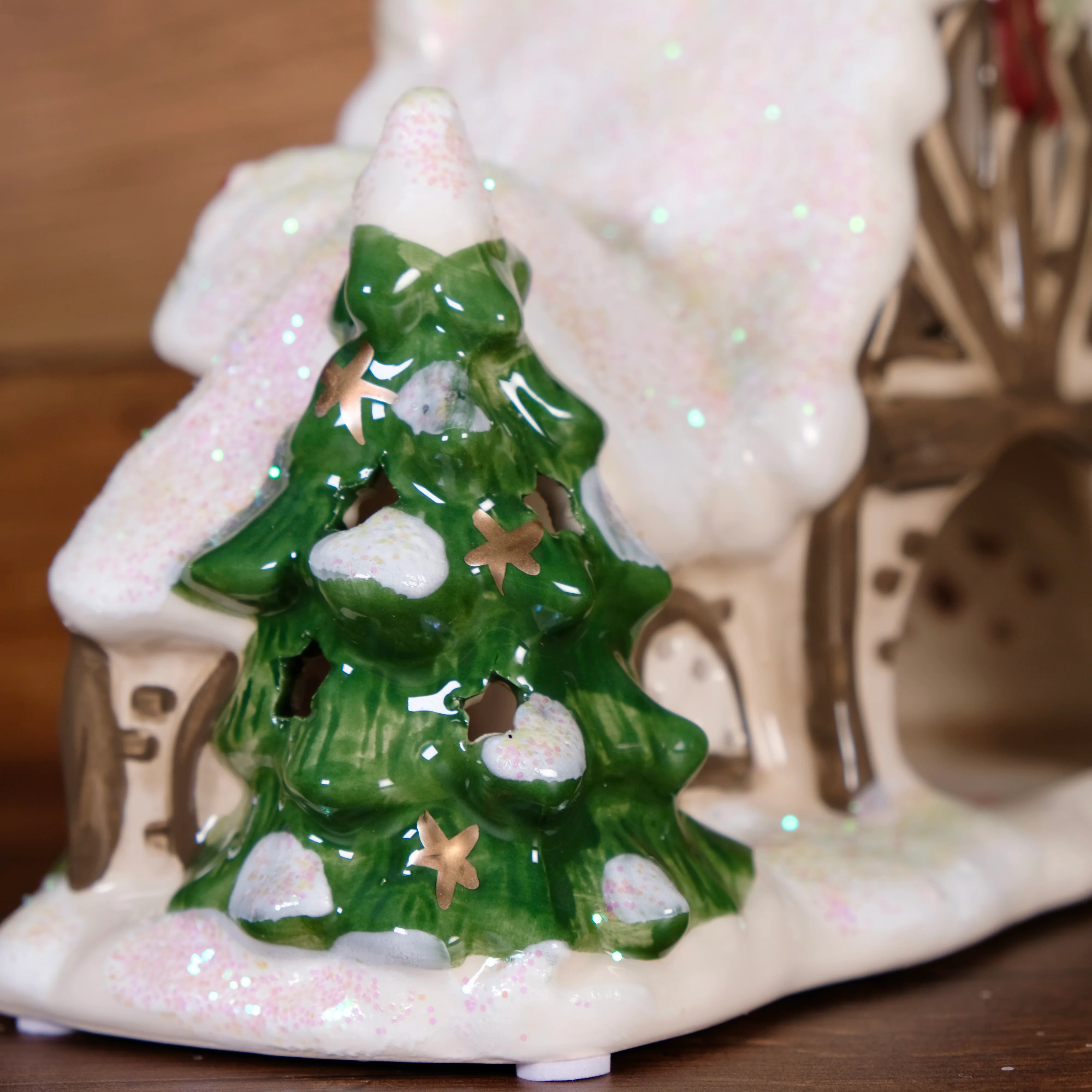 Angel Tree Inn Candle House - Image 5