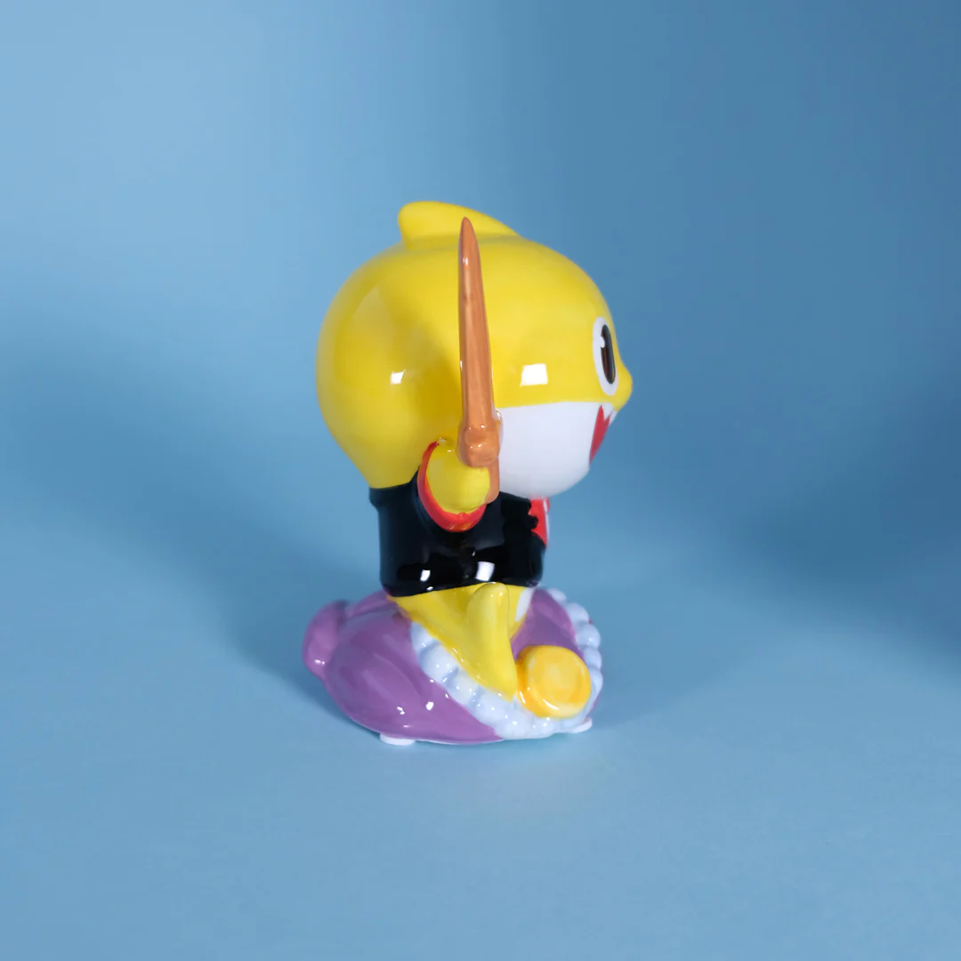 Baby Shark Pirate Family Figurine - Image 6