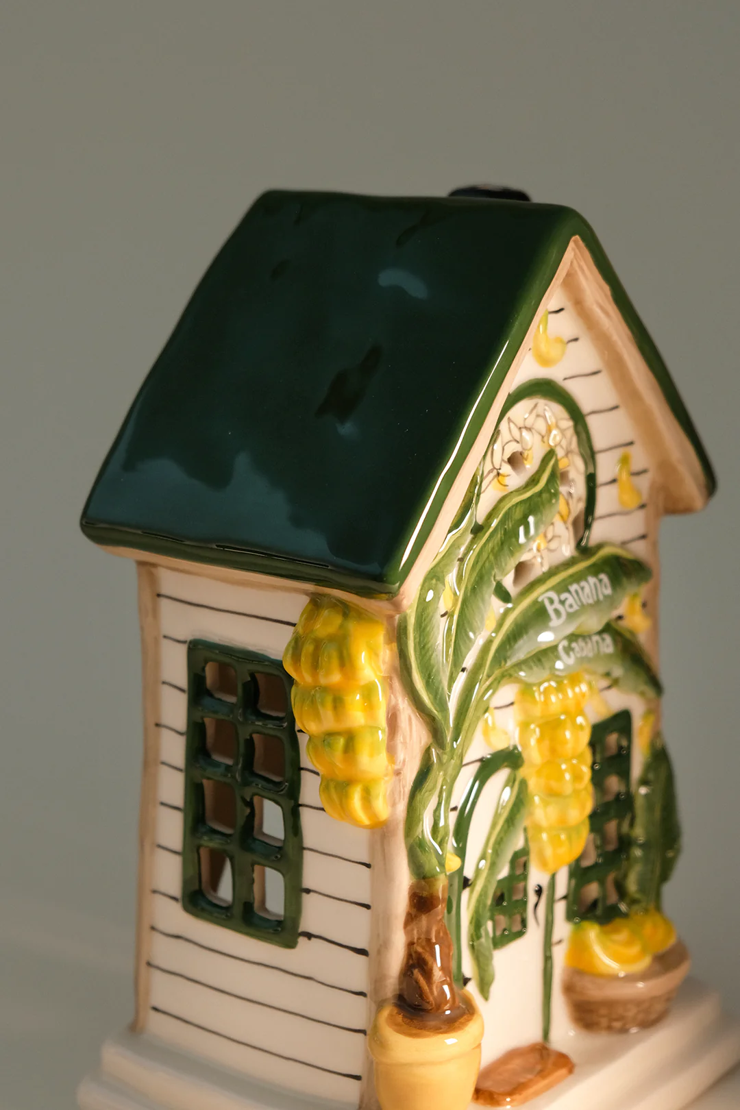 Banana Cabana Candle House - Image 8