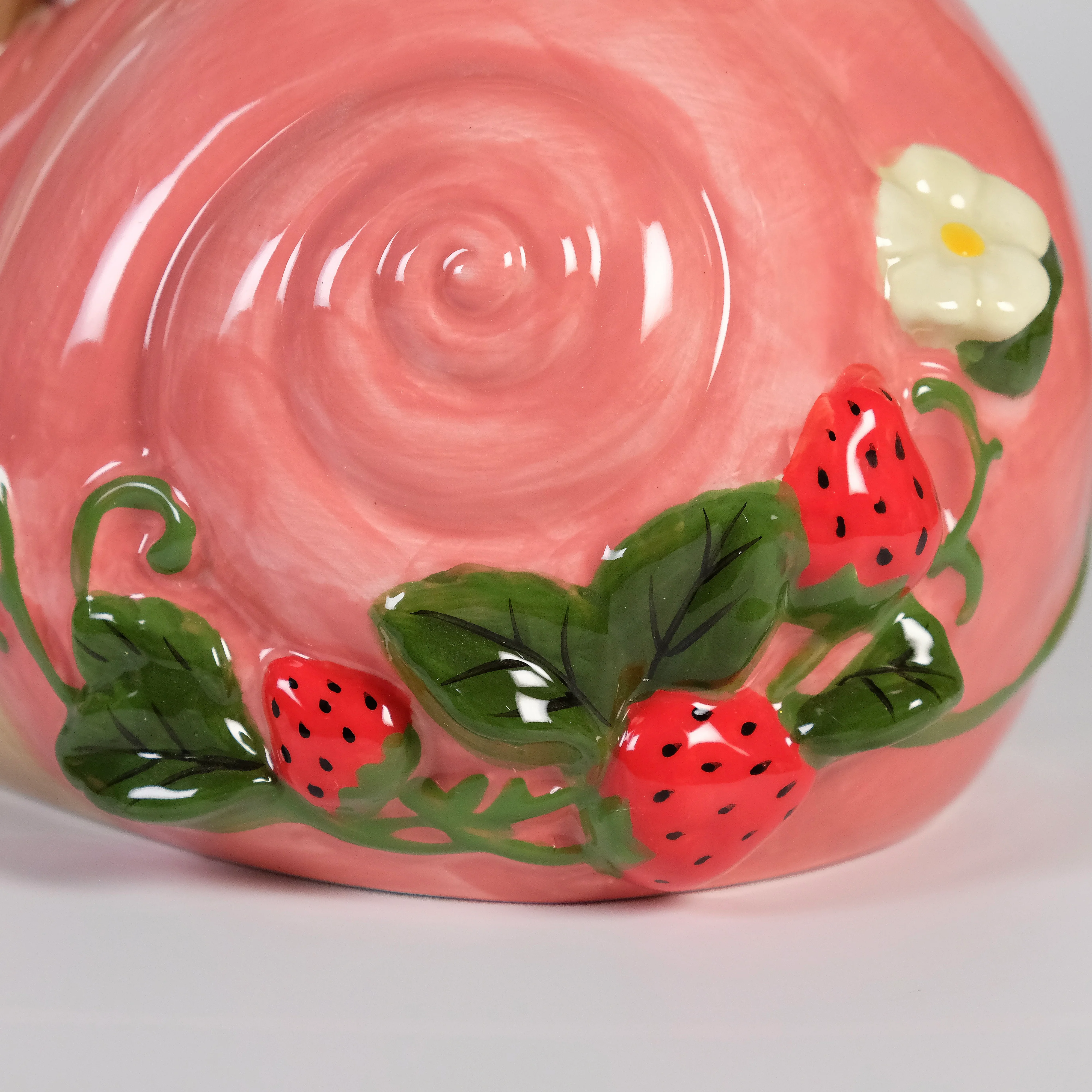 Berry Snail Sip n' Steep Cookie Jar - Image 7