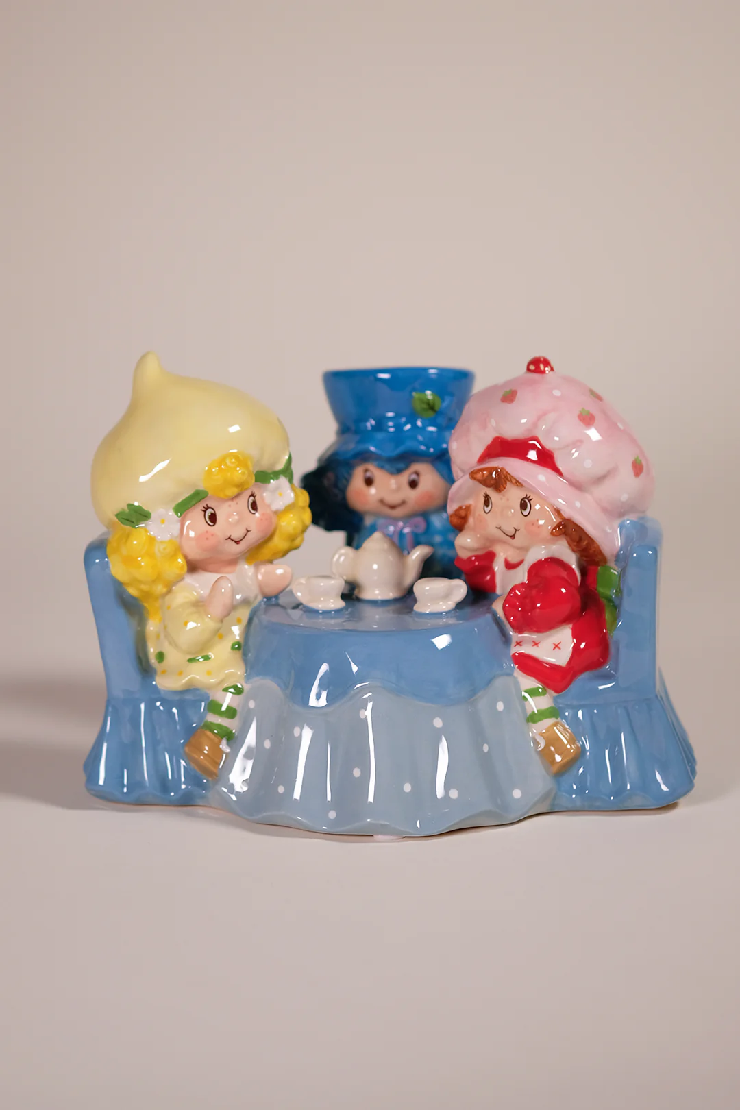 Berry Sweet Tea Party Figurine - Image 5