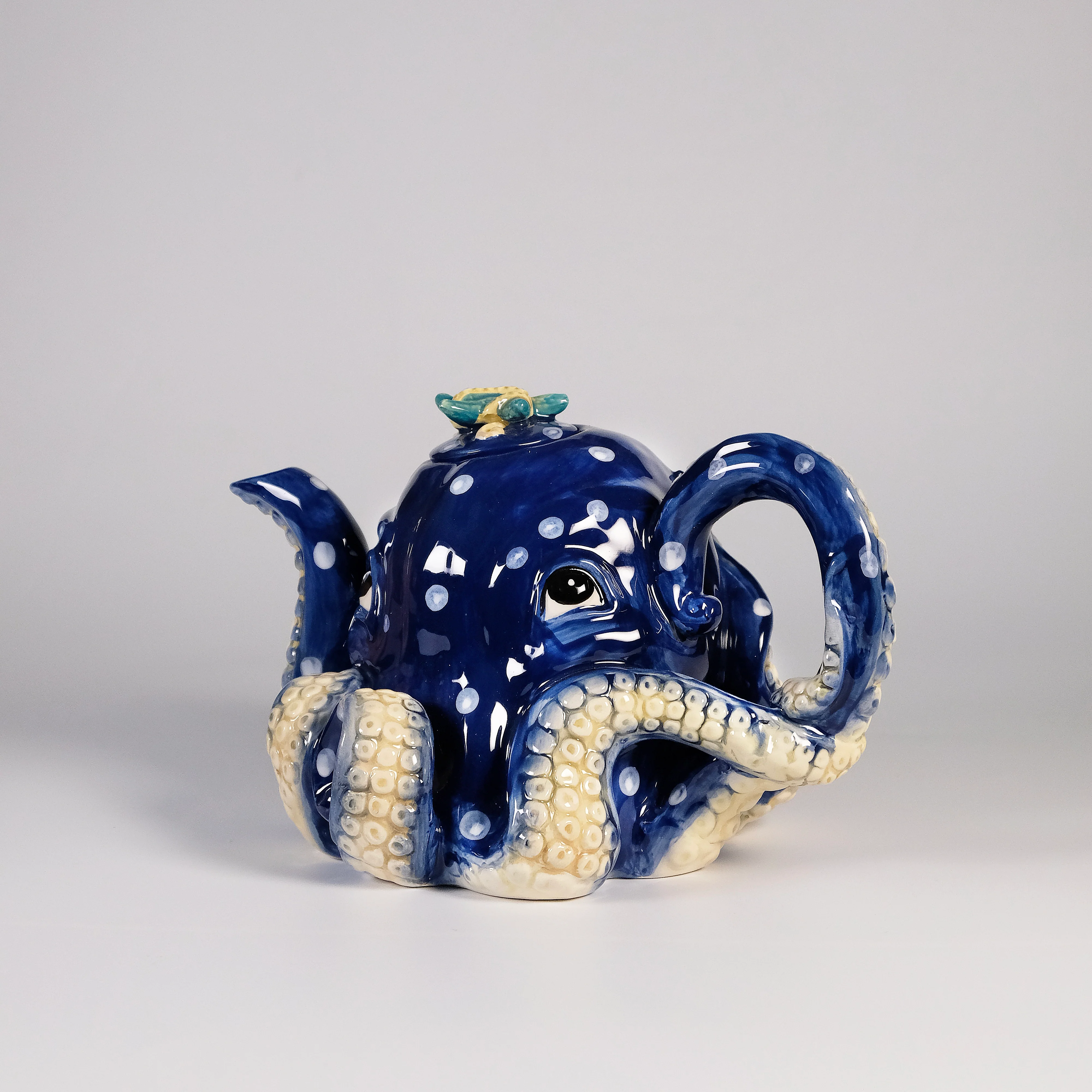 Blue Octopus Teapot - Image 2