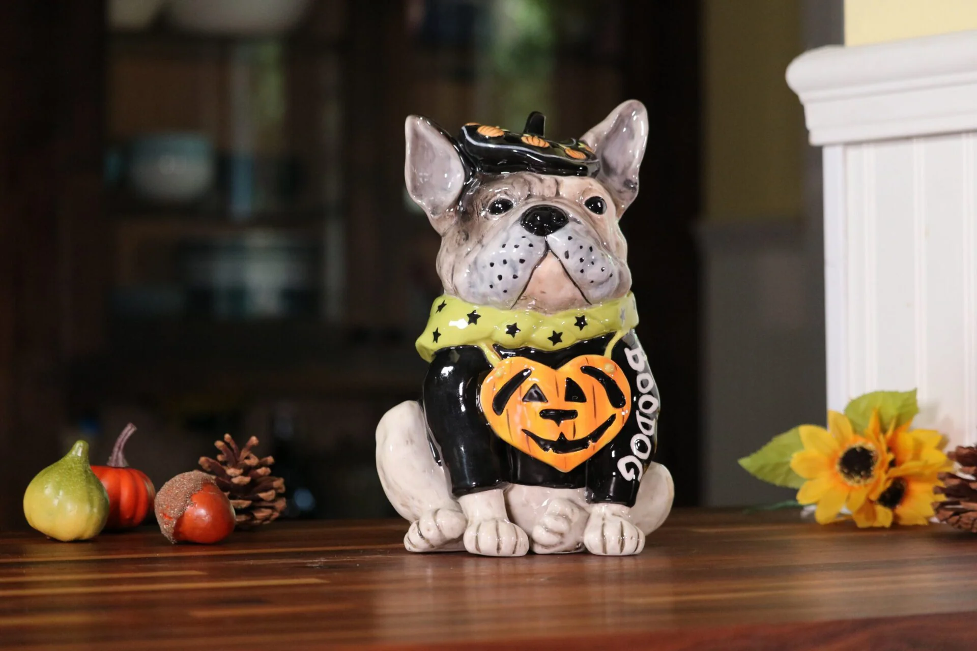 Clayworks Frenchie Boodog with Hat Figurine