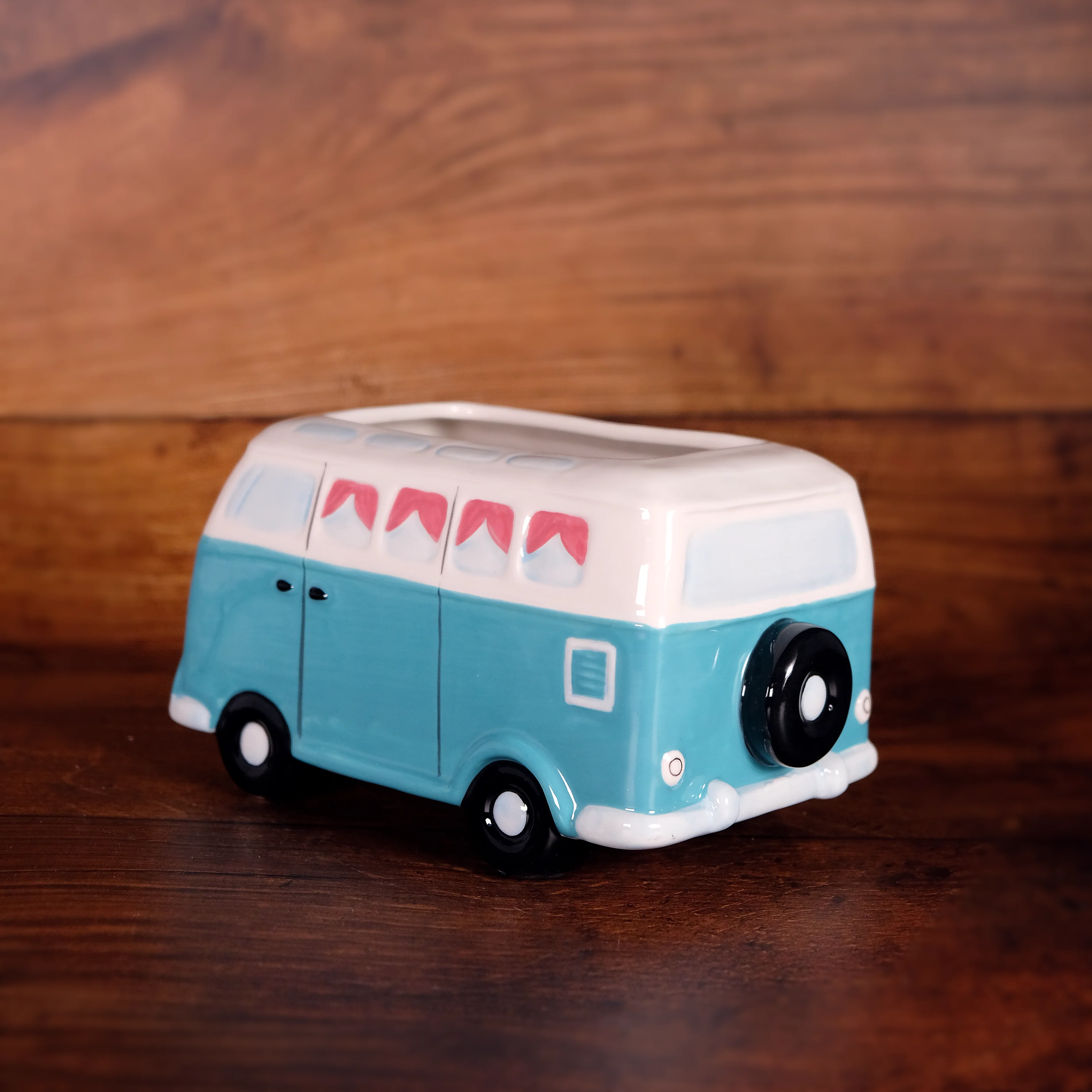 Bus Planter - Image 3