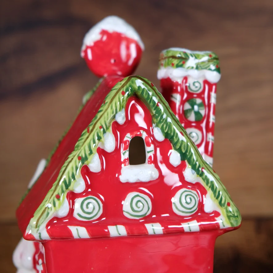 Candy Cane Inn Candle House - Image 6