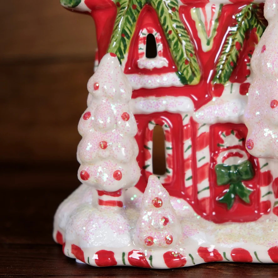 Candy Cane Inn Candle House - Image 7