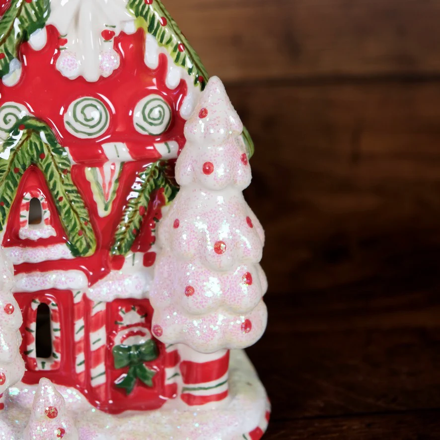 Candy Cane Inn Candle House - Image 8