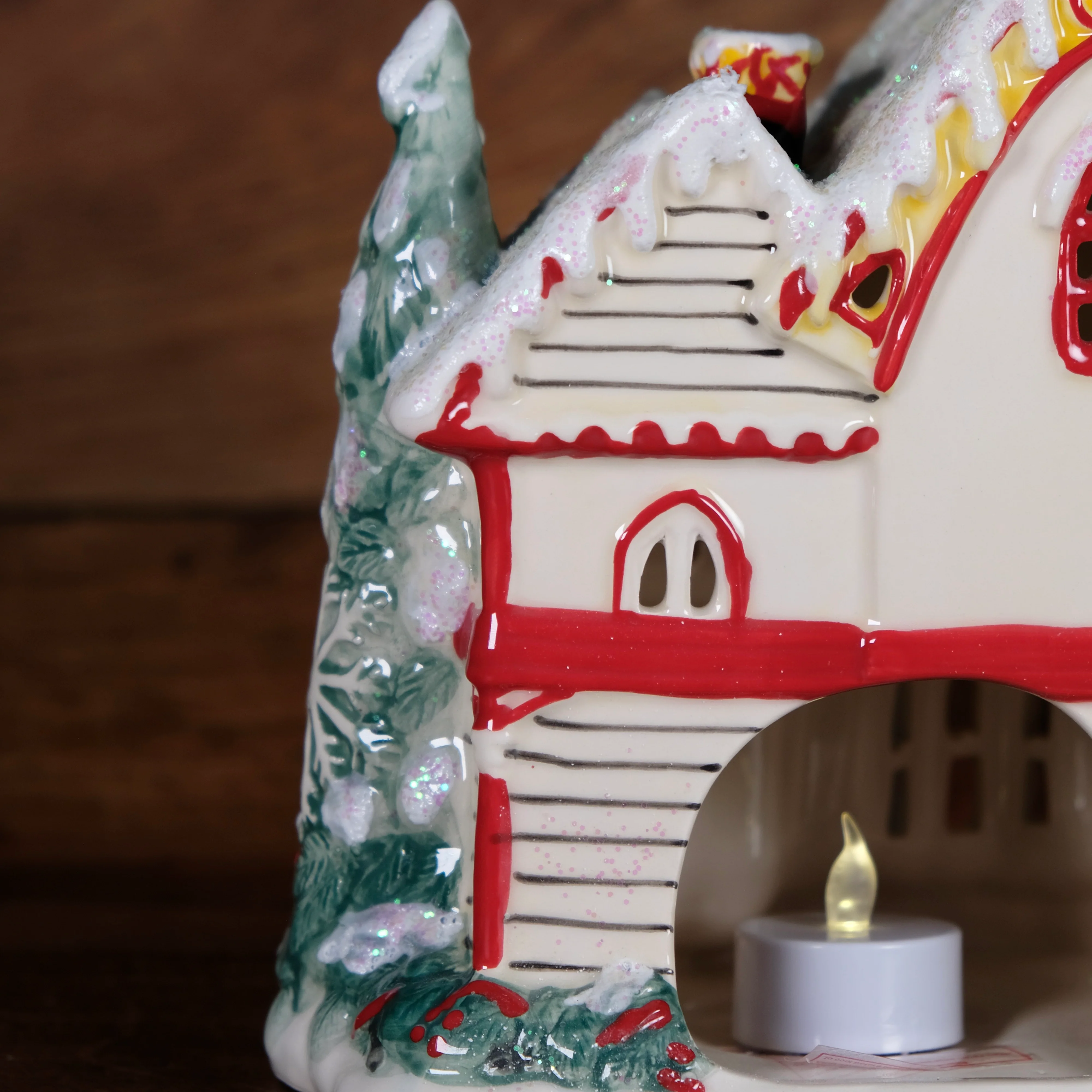 Cardinal Candle House - Image 6