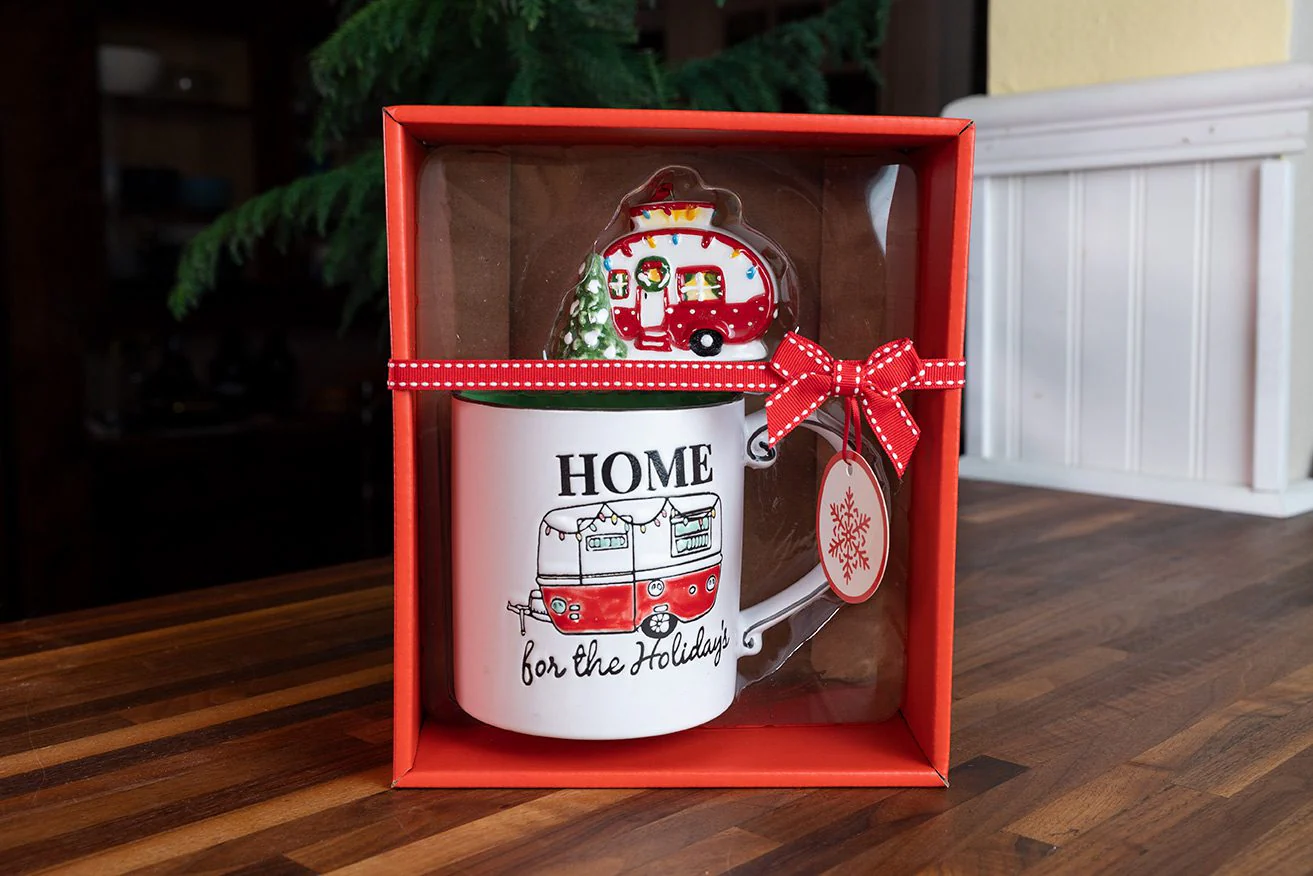 Charm Holiday 21oz Mug and Ornament Set