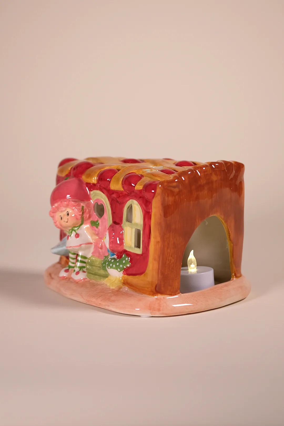 Cherry Cuddler Pie Candle House - Image 3