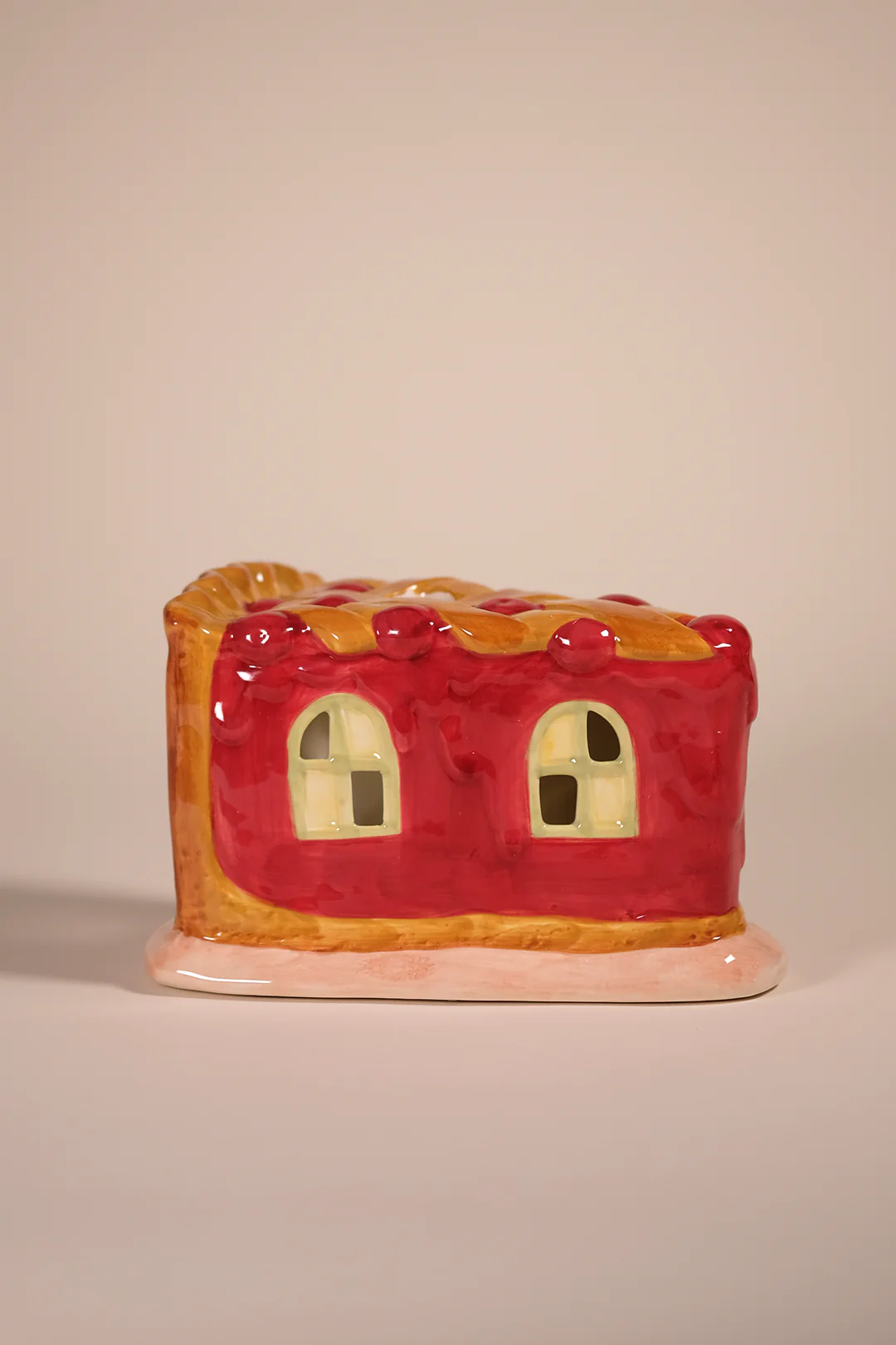 Cherry Cuddler Pie Candle House - Image 4