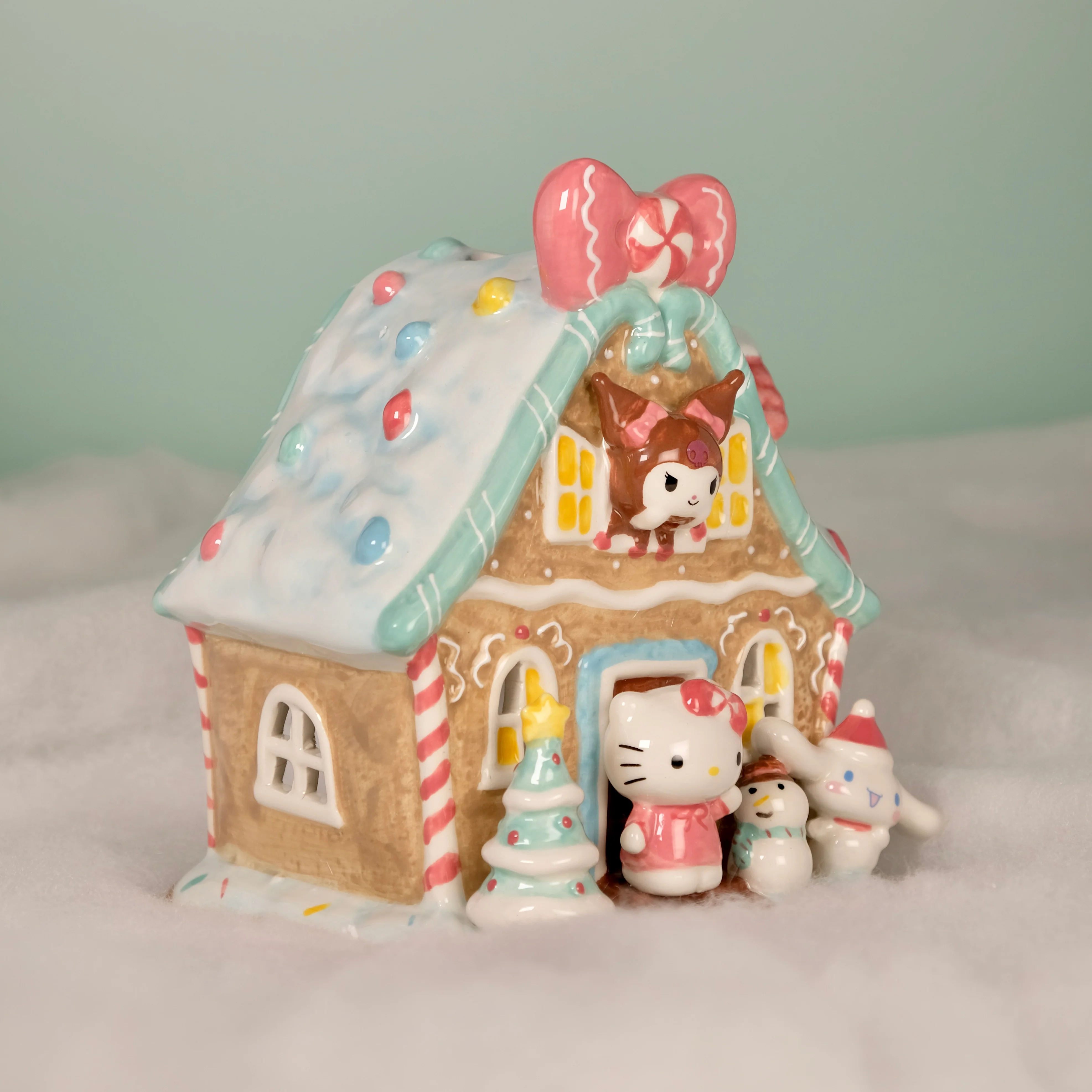 CHRISTMAS HELLO KITTY & FRIENDS CANDLE HOUSE - Image 3