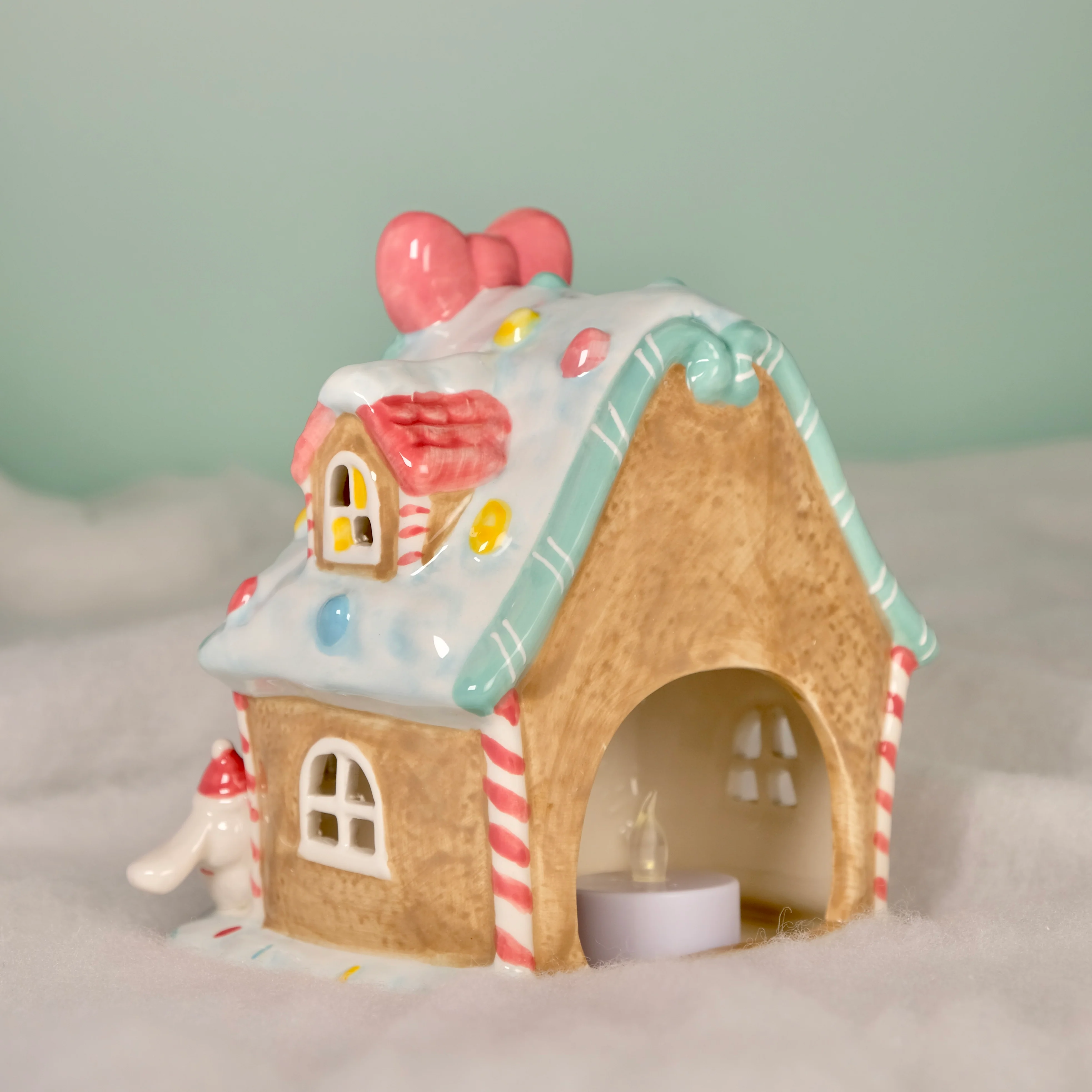 CHRISTMAS HELLO KITTY & FRIENDS CANDLE HOUSE - Image 4