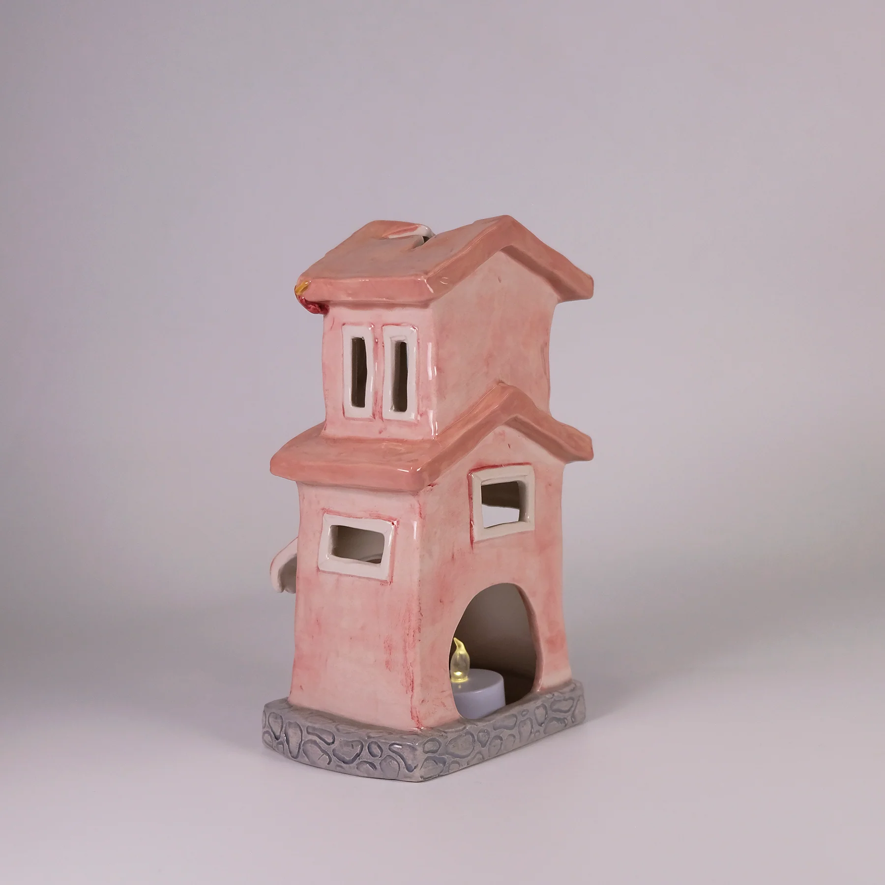 Clayworks Coral Cove Fish Chips Candle House - Image 4