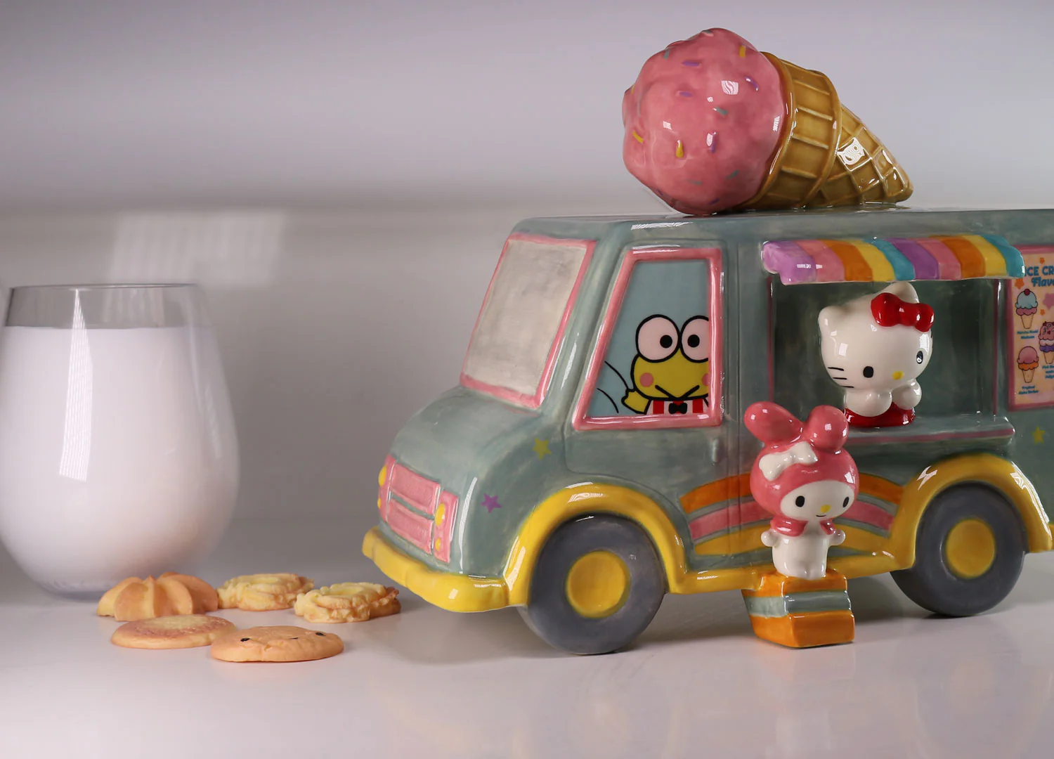 Hello Kitty and Friends Ice Cream Cookie Jar - Image 6