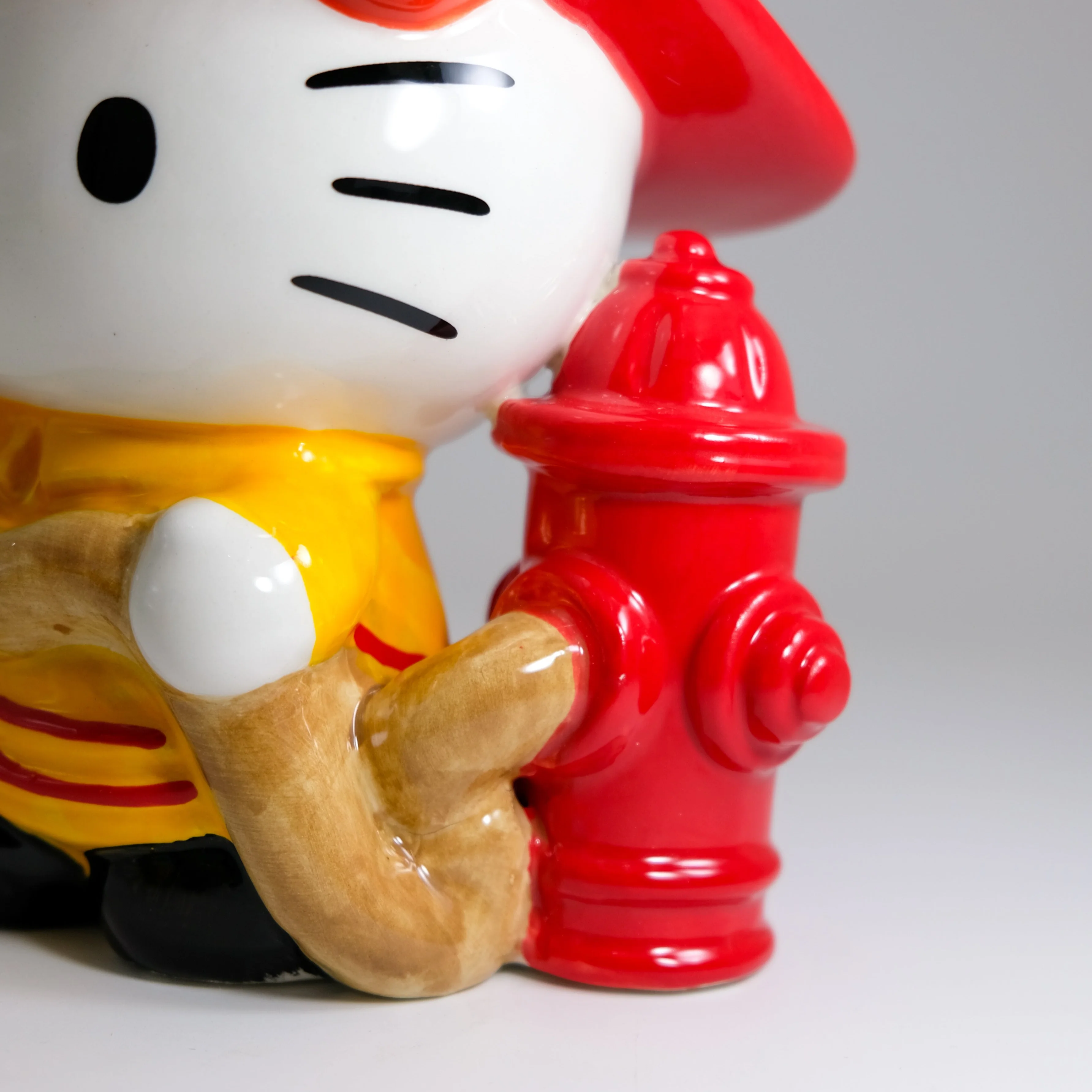 Hello Kitty FireFighter Figurine - Image 4