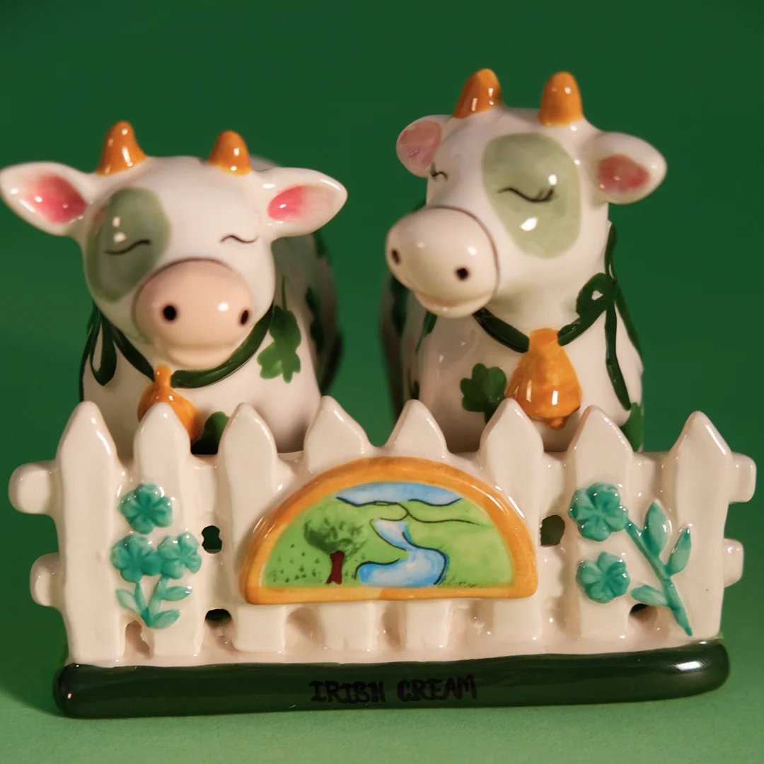 Cow Salt & Pepper Set with Dish - Image 6