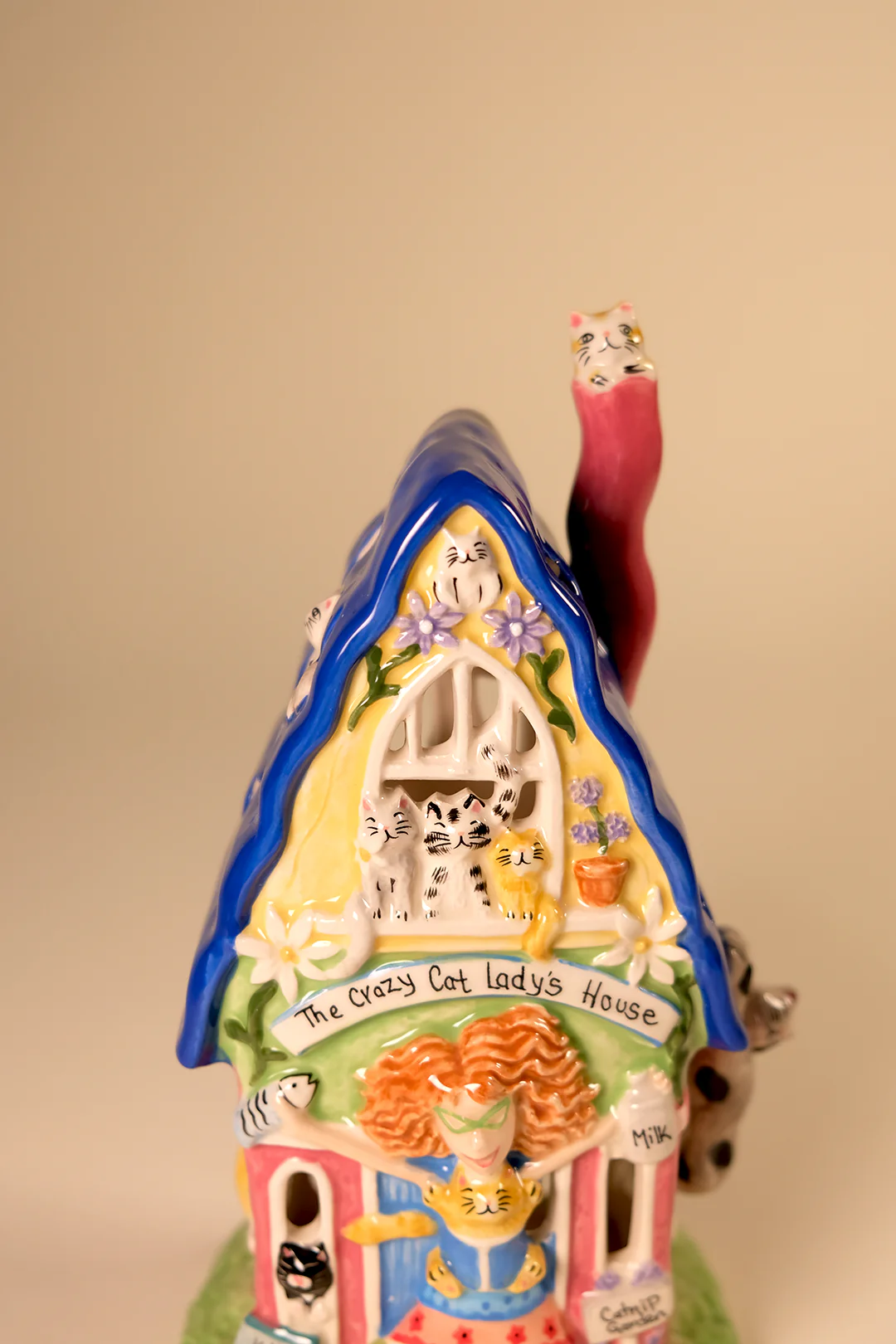 Crazy Cat Lady Candle House - Image 6