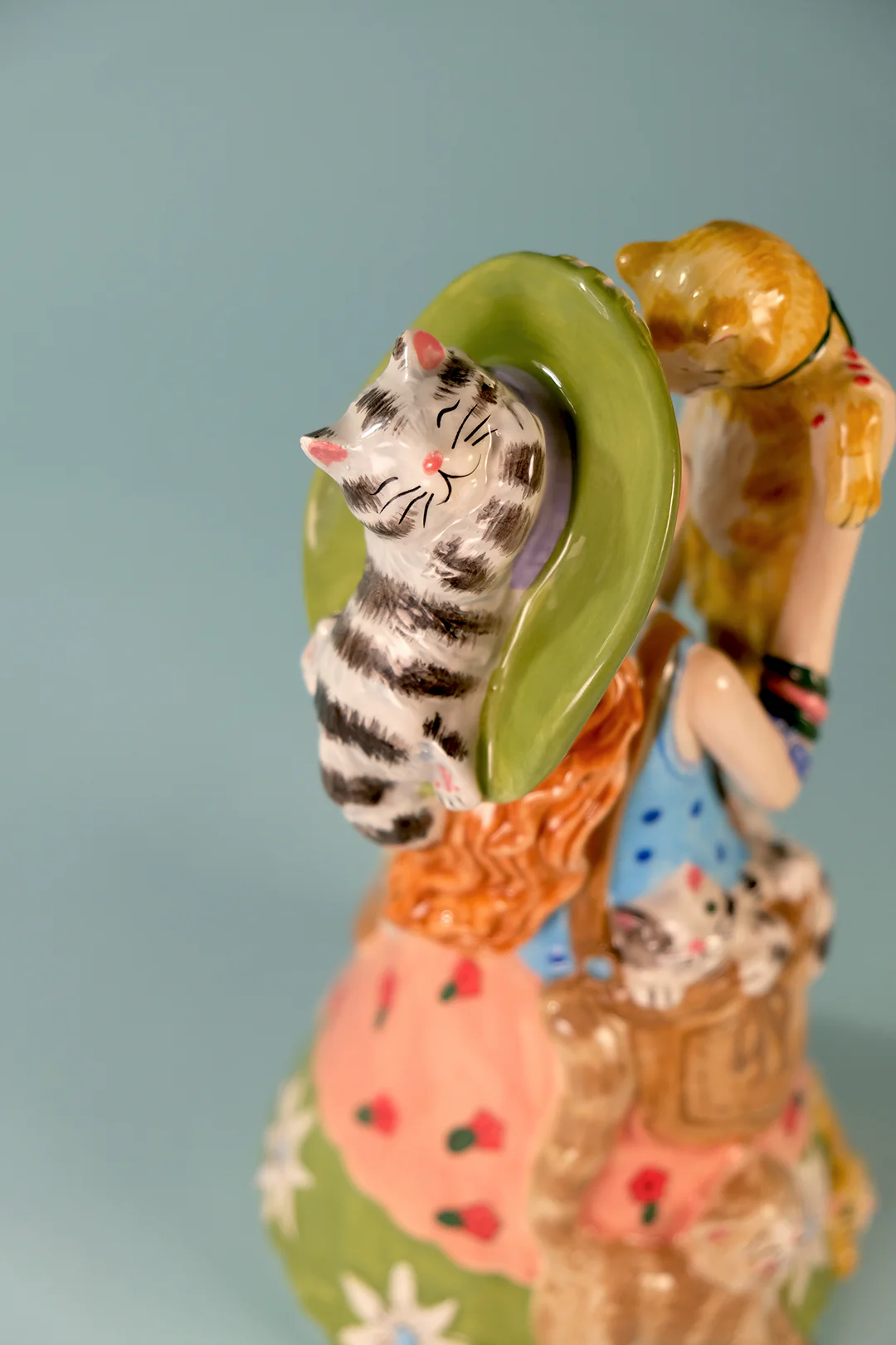 Crazy Cat Lady Figurine - Image 6