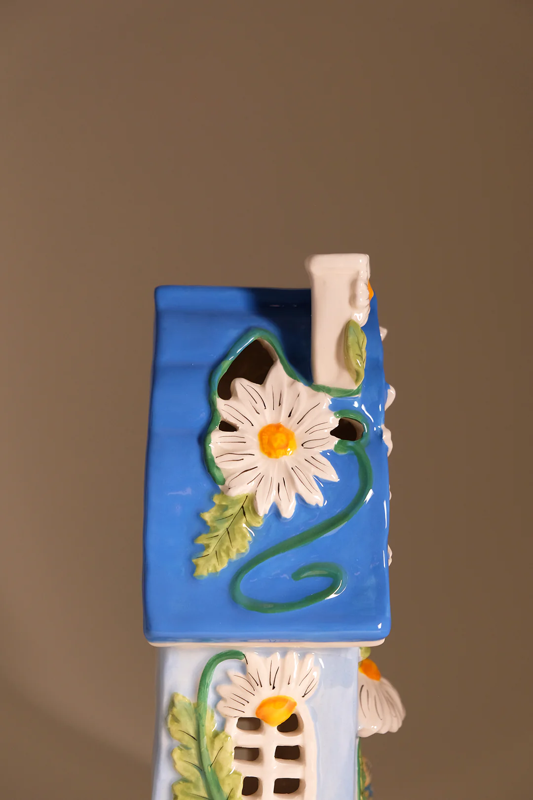 Daisy Garden Candle House - Image 8