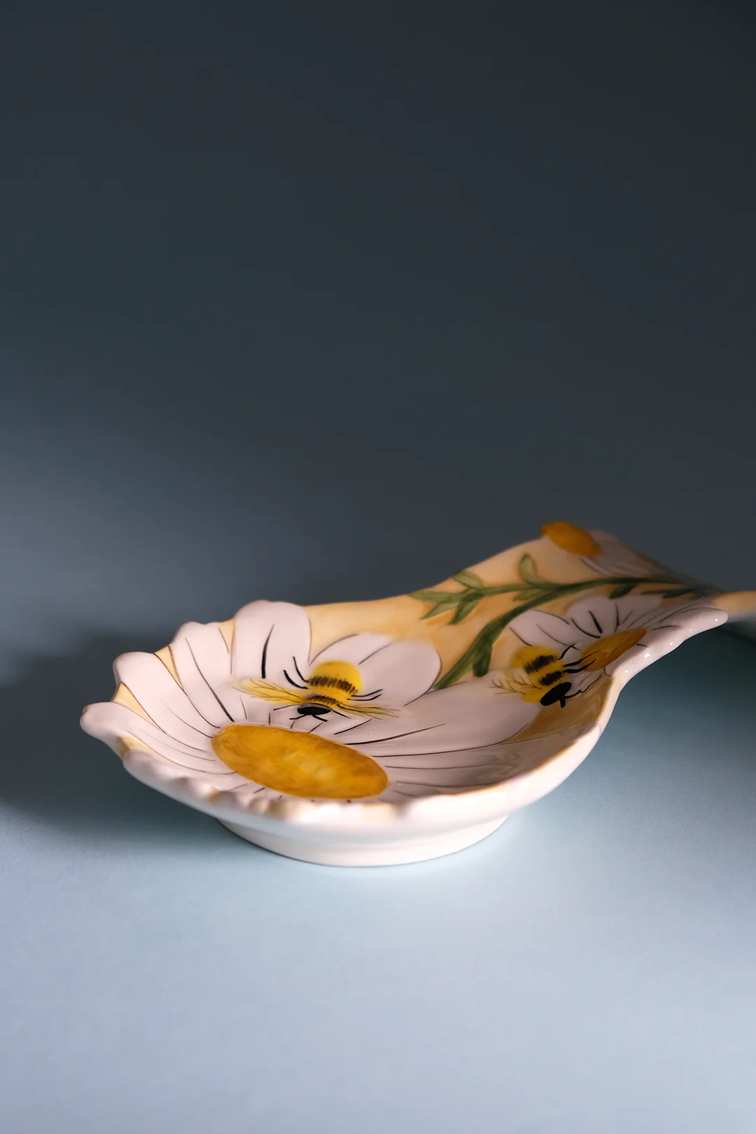 Flower and Honey Bee Spoon Rest - Image 3