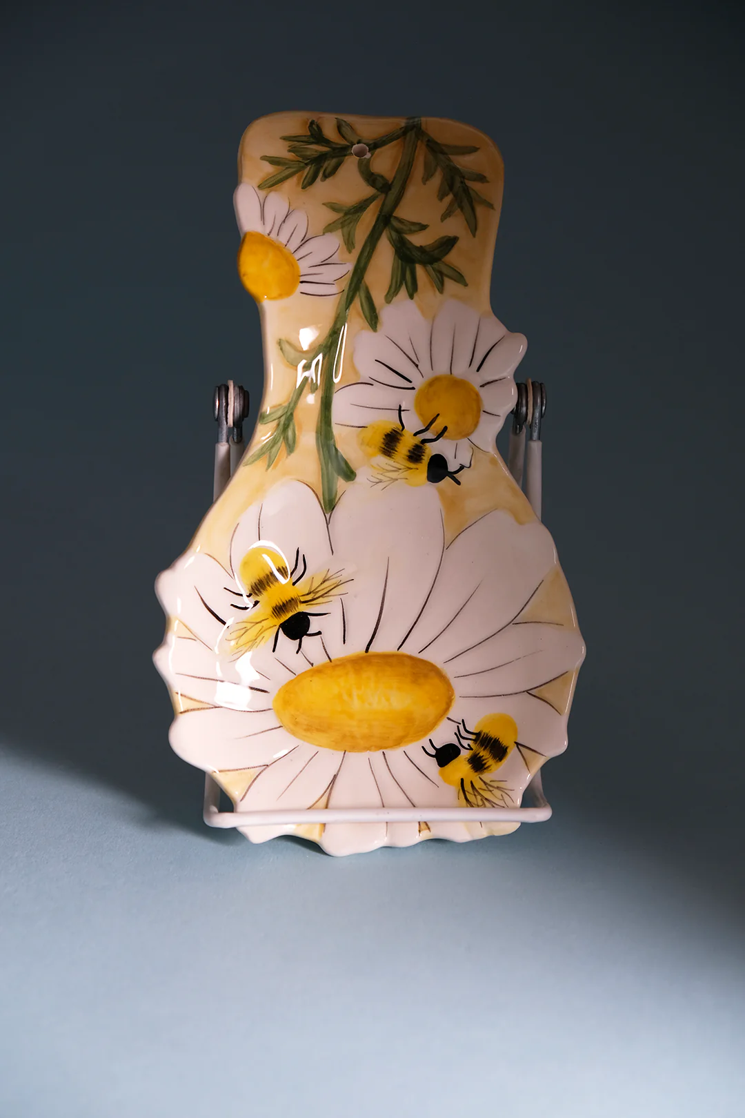 Flower and Honey Bee Spoon Rest - Image 5