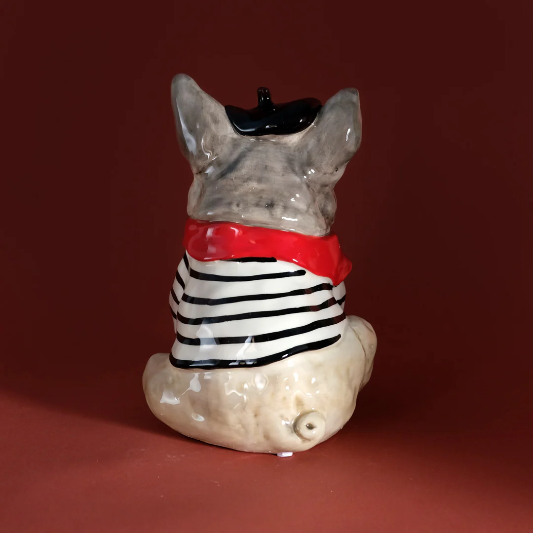Free French Kisses Bulldog Figurine - Image 3