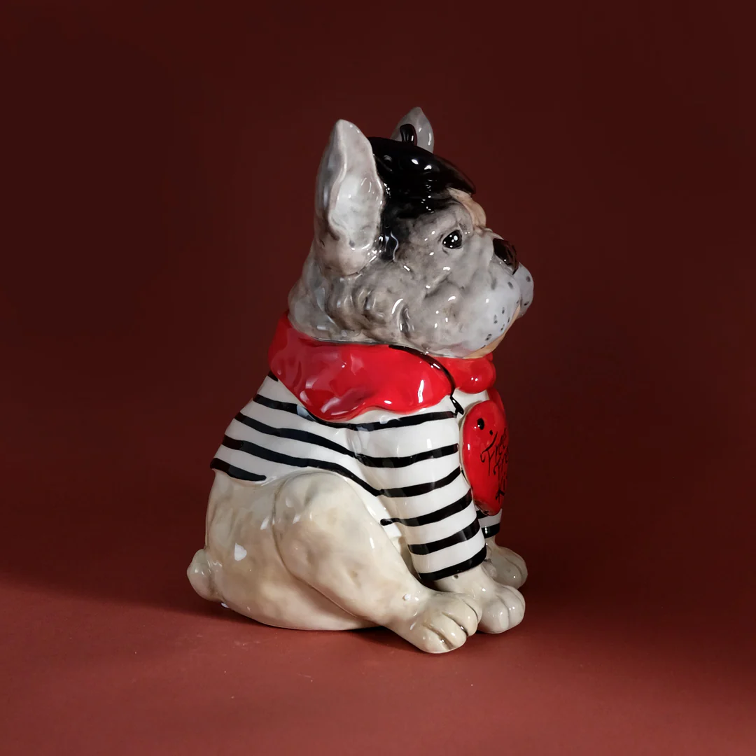 Free French Kisses Bulldog Figurine - Image 4
