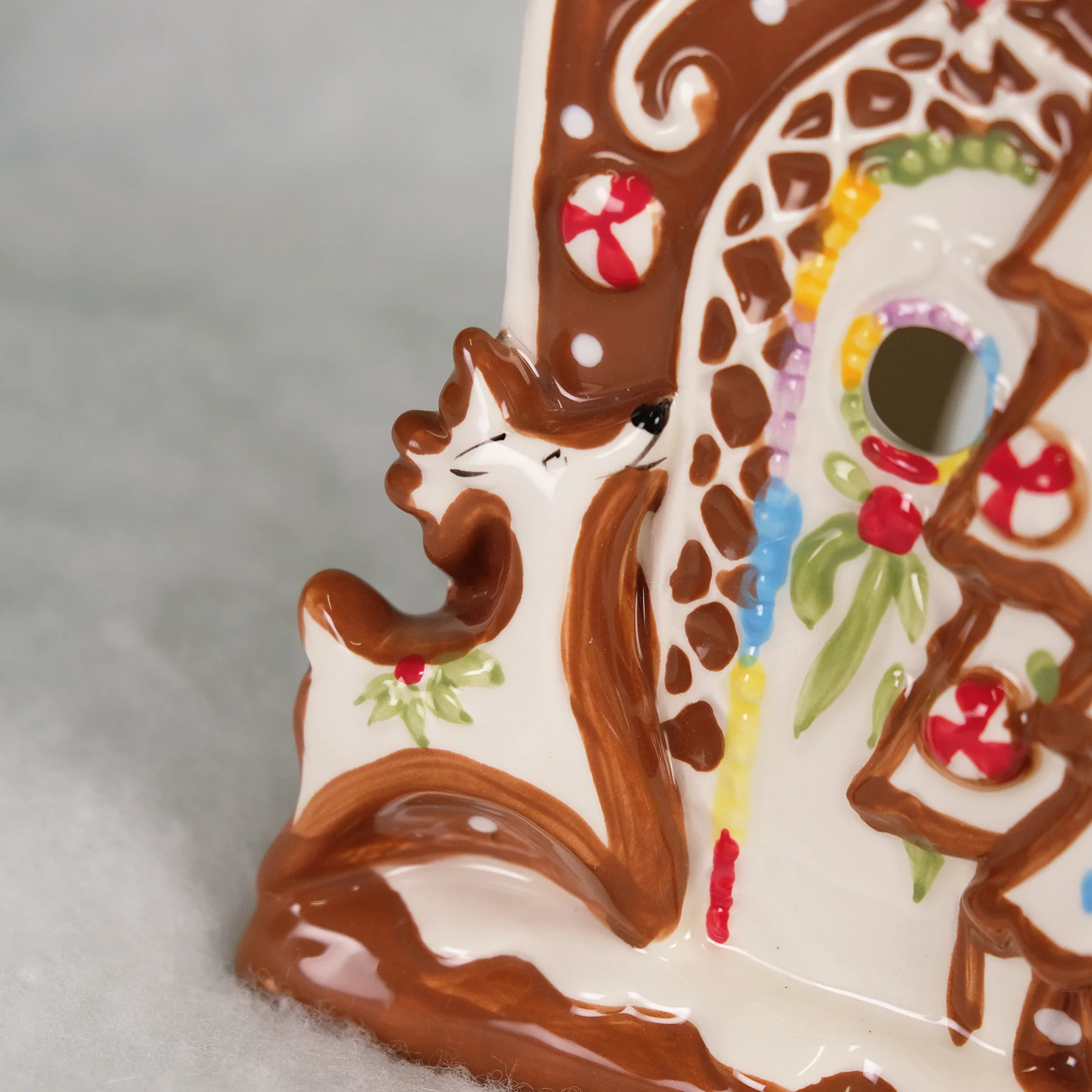 Gingerbread Candle House - Image 8