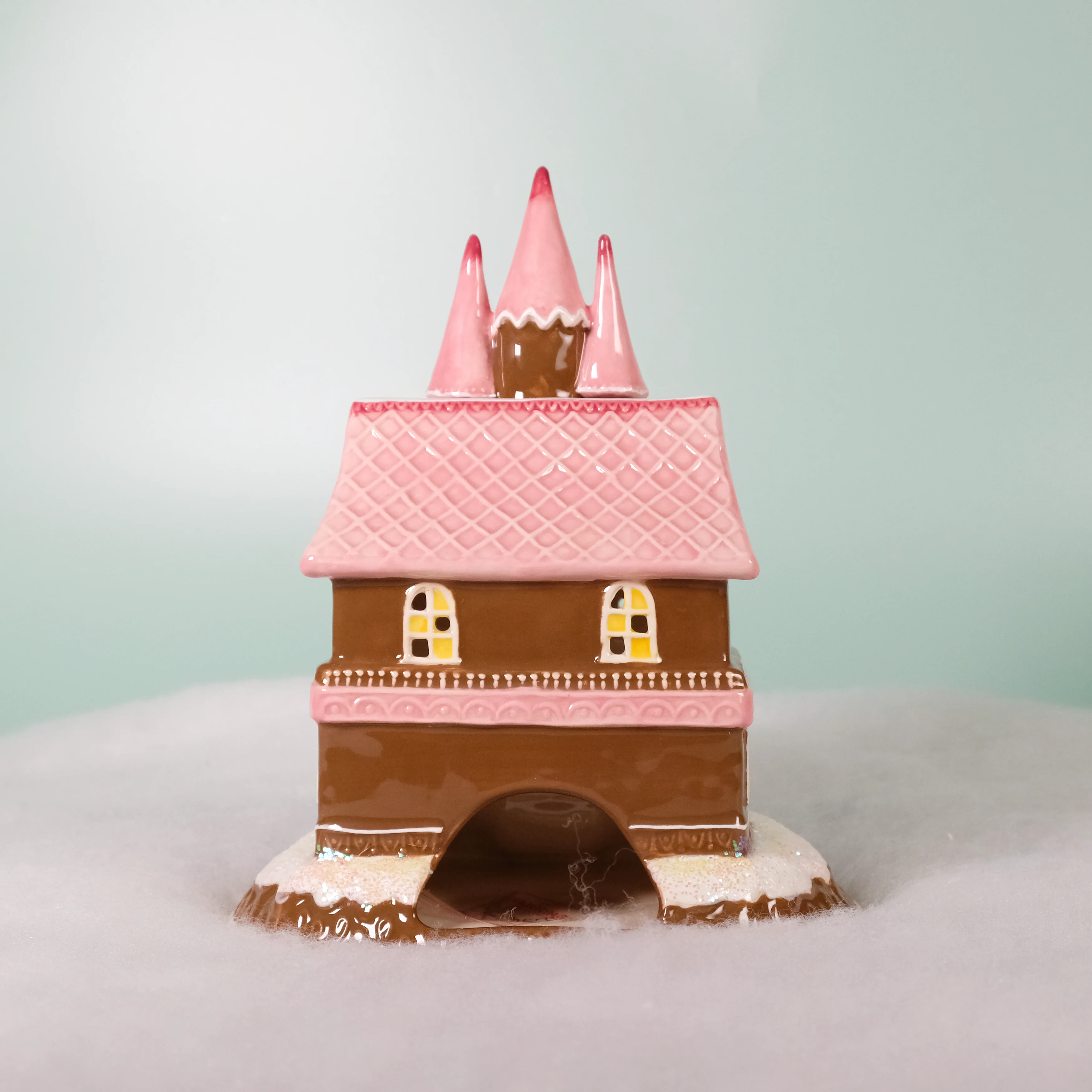 Gingerbread Pink Castle Candle House - Image 4