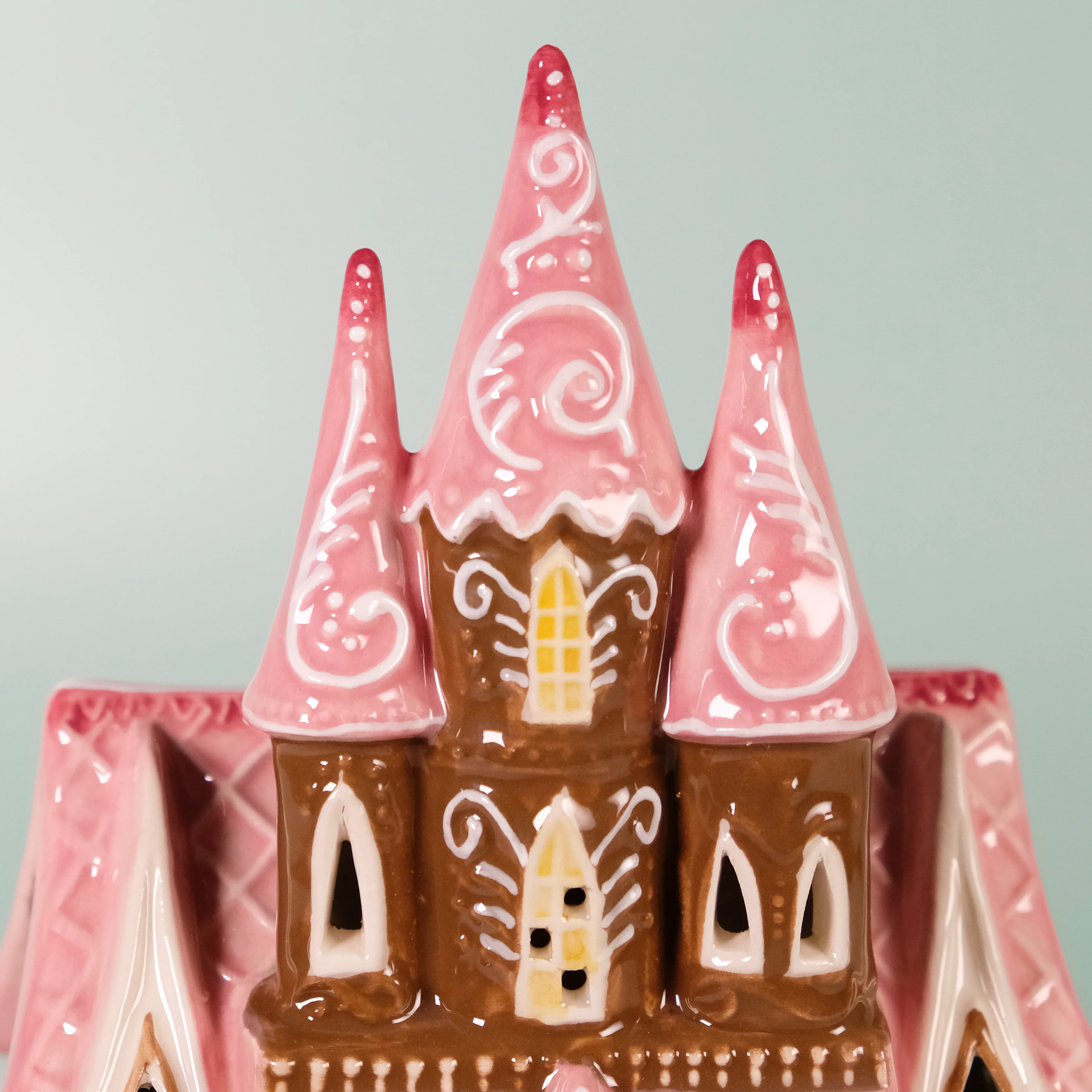 Gingerbread Pink Castle Candle House - Image 8