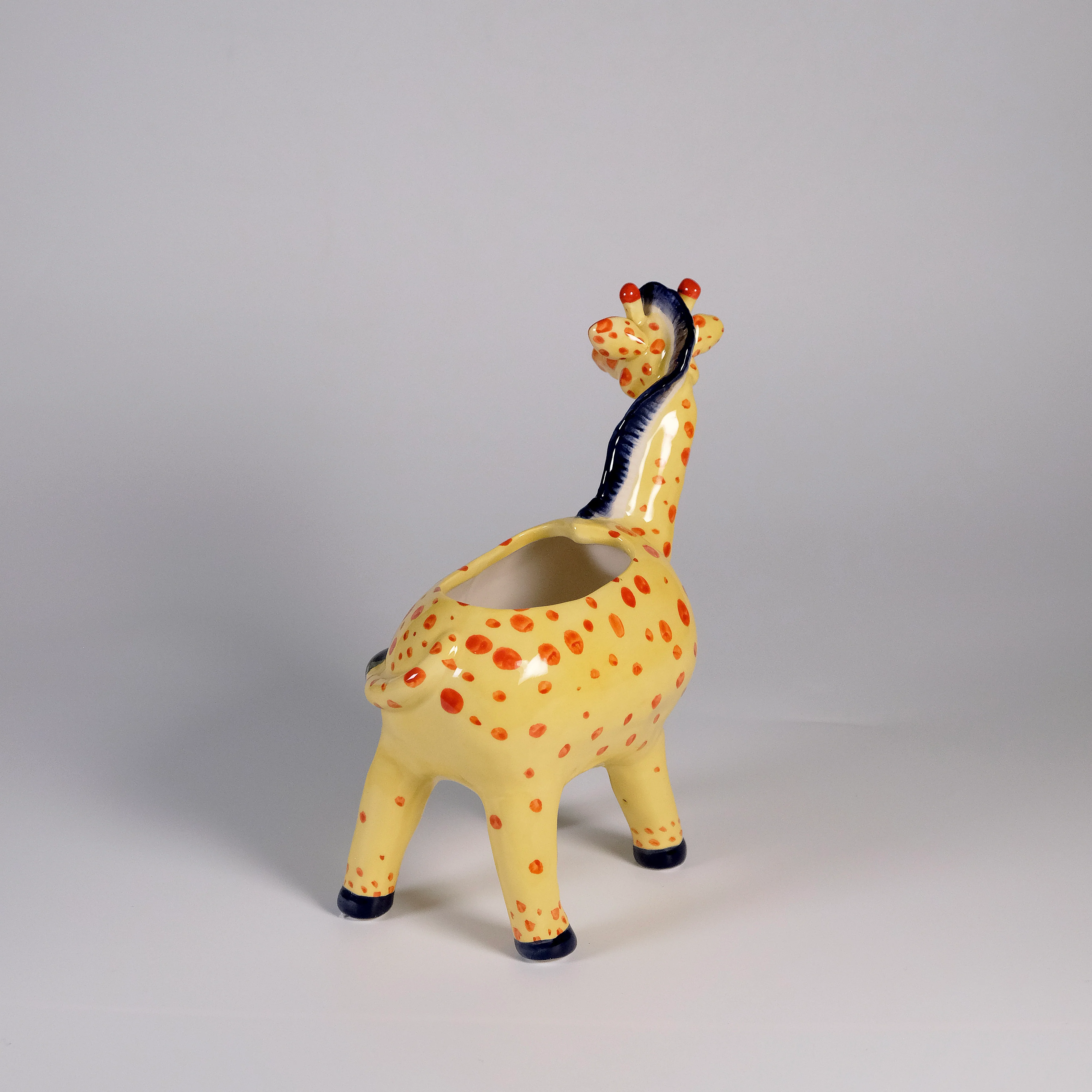 Giraffe Planter - Image 4