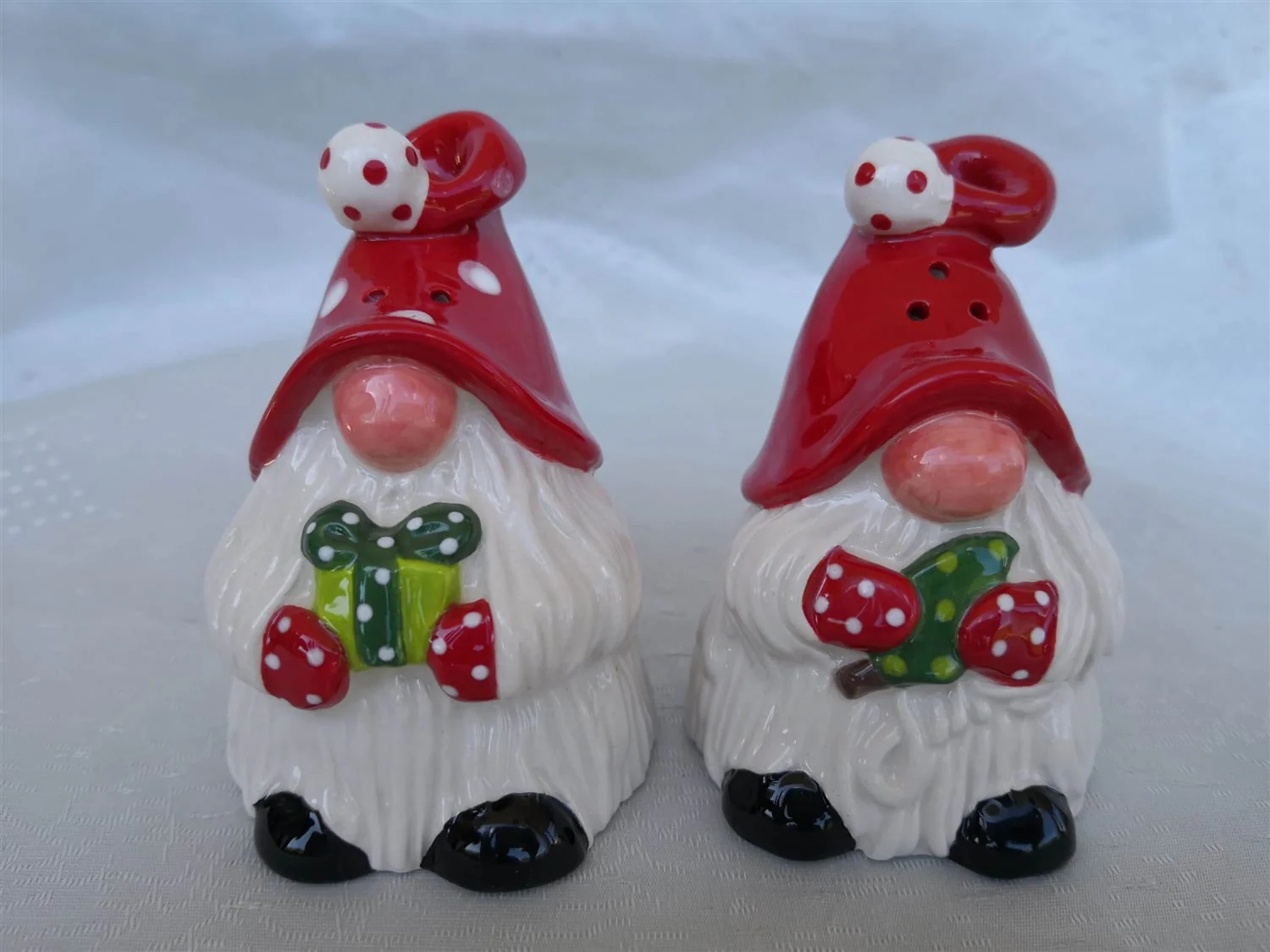 Gnomes Salt & Pepper Set - Image 2