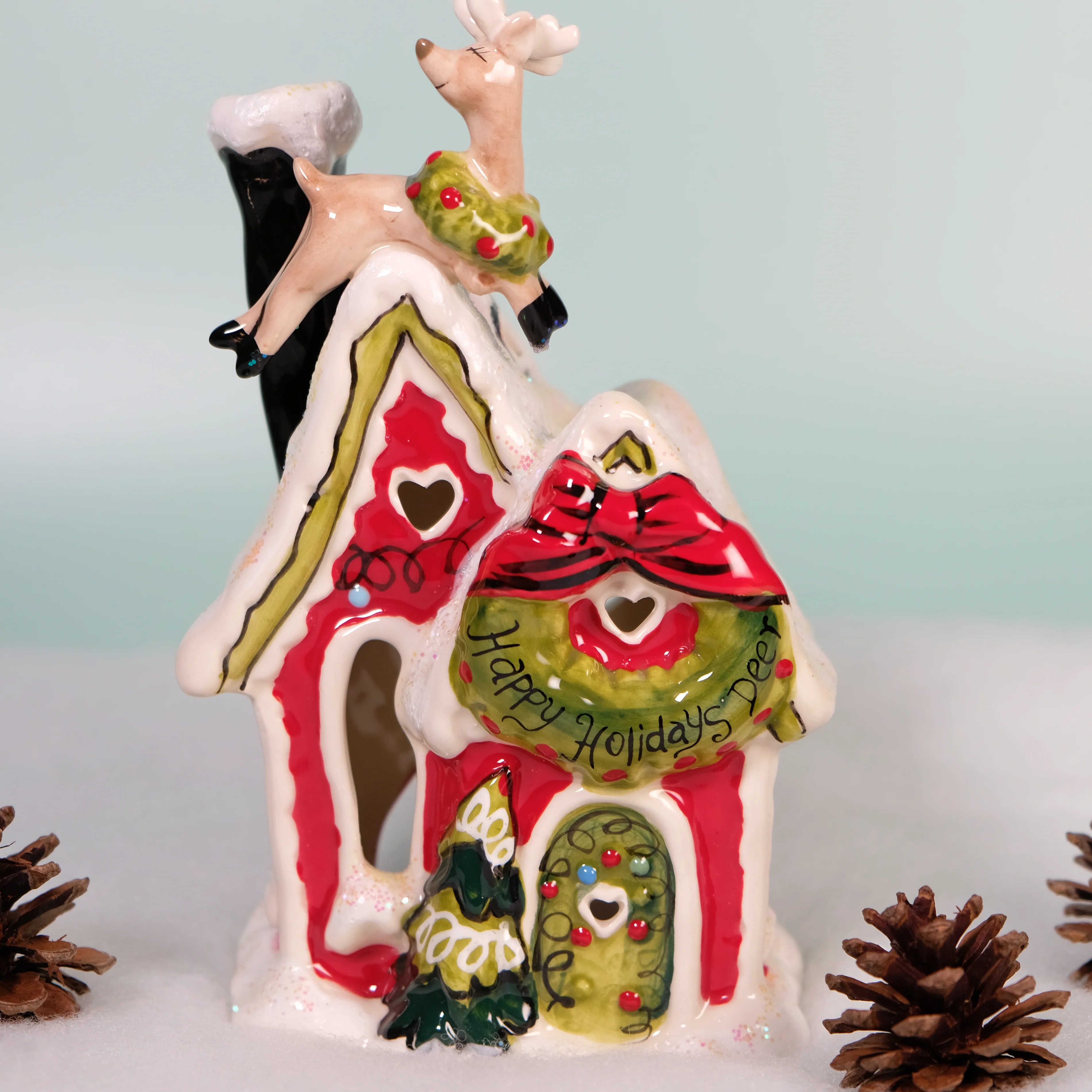 ReindeerVille - Happy Holiday Deer Candle House - Image 11