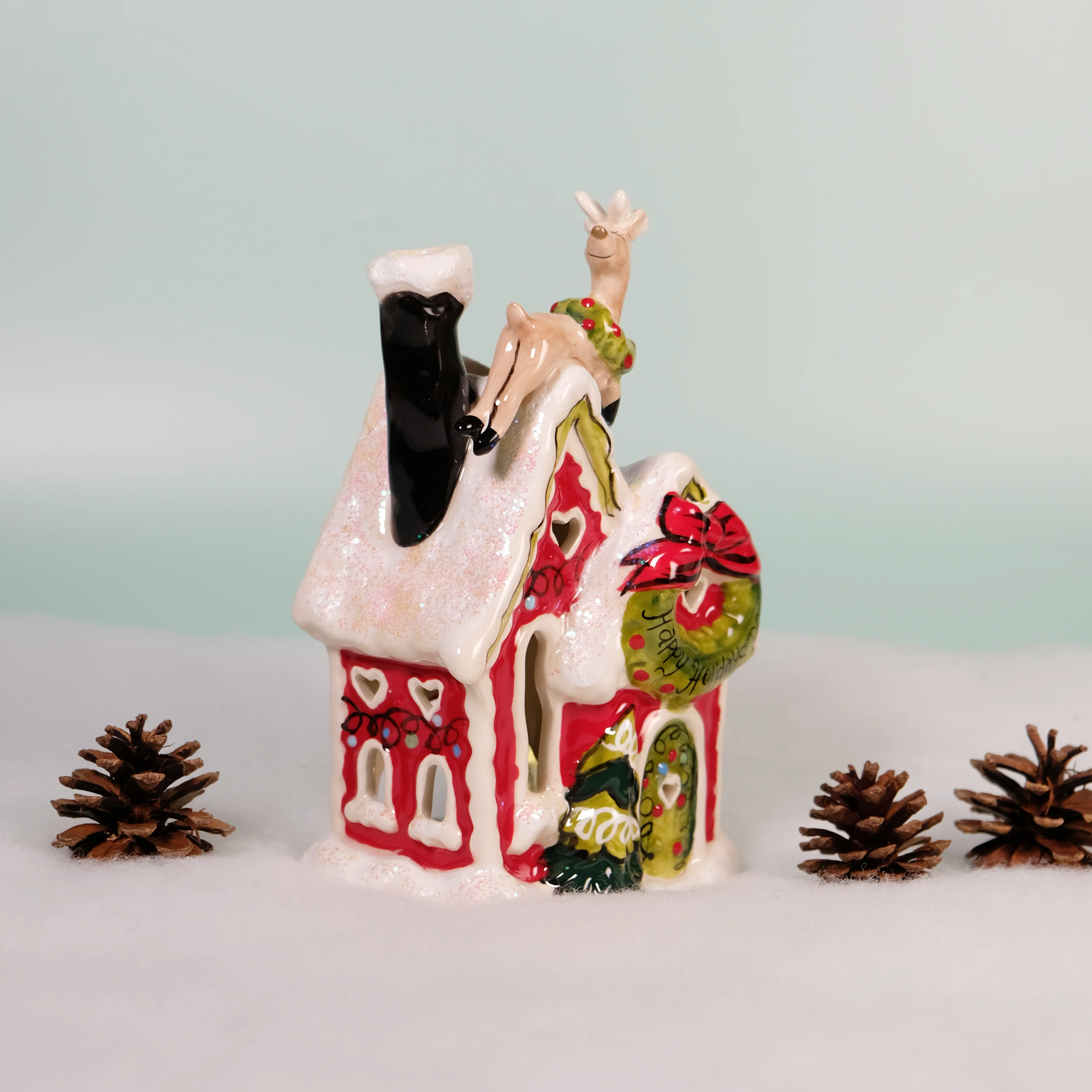 ReindeerVille - Happy Holiday Deer Candle House - Image 2