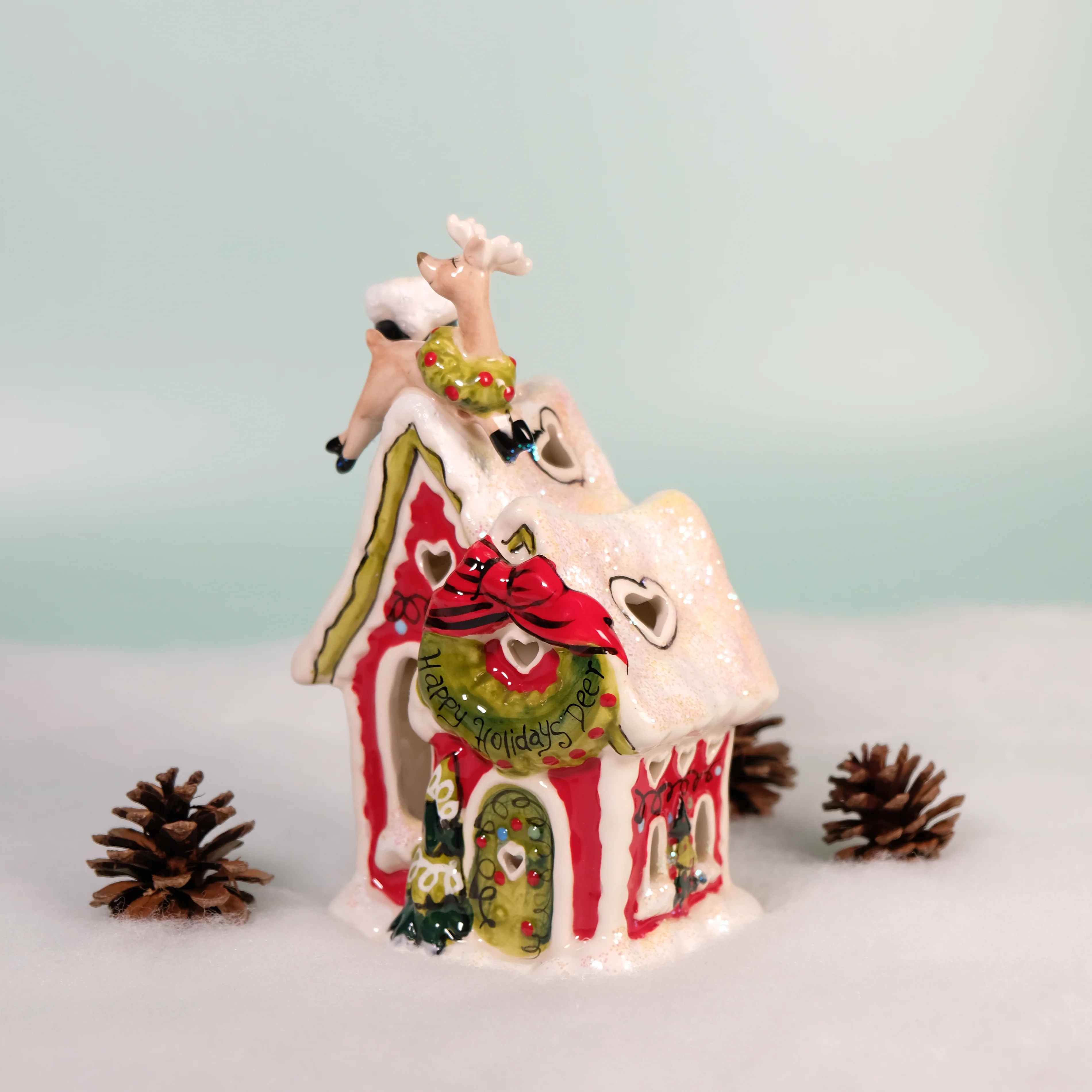 ReindeerVille - Happy Holiday Deer Candle House - Image 5