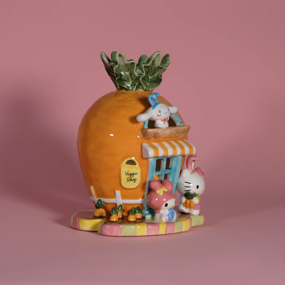 Hello Kitty and Friends Carrot Candle House - Image 2