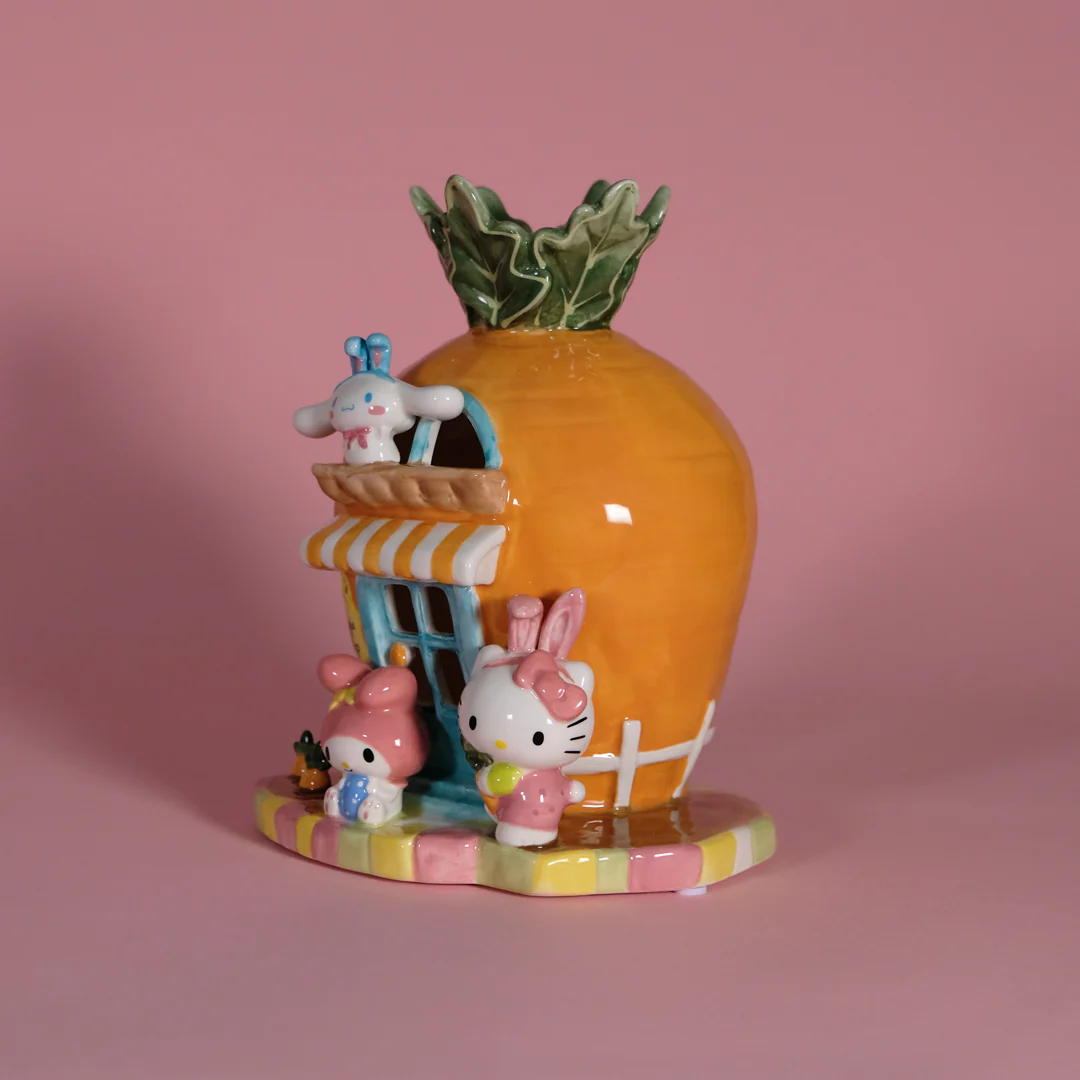 Hello Kitty and Friends Carrot Candle House - Image 4