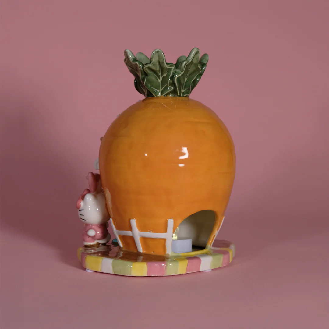 Hello Kitty and Friends Carrot Candle House - Image 5