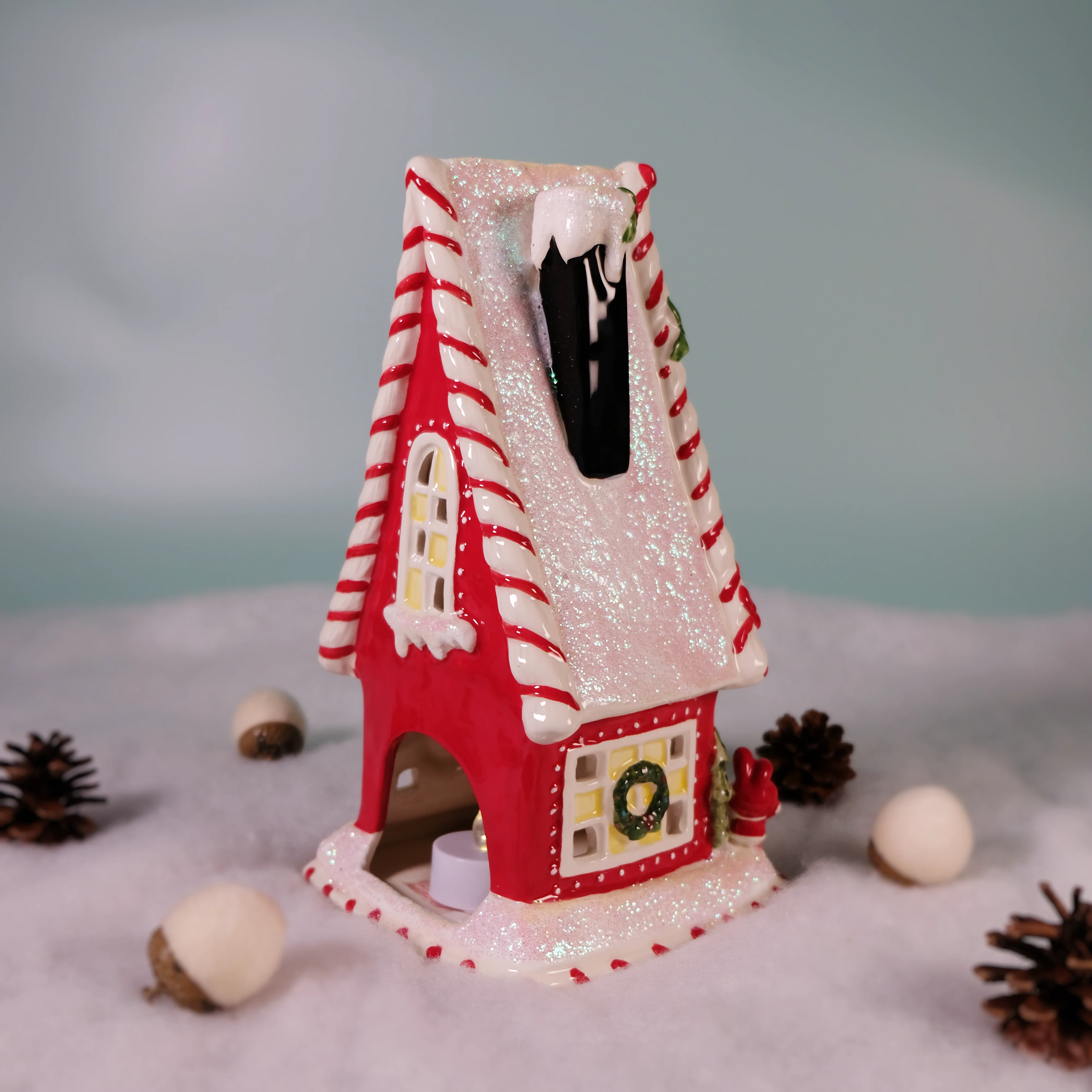 Hello Kitty and Friends Christmas Candle House - Image 5