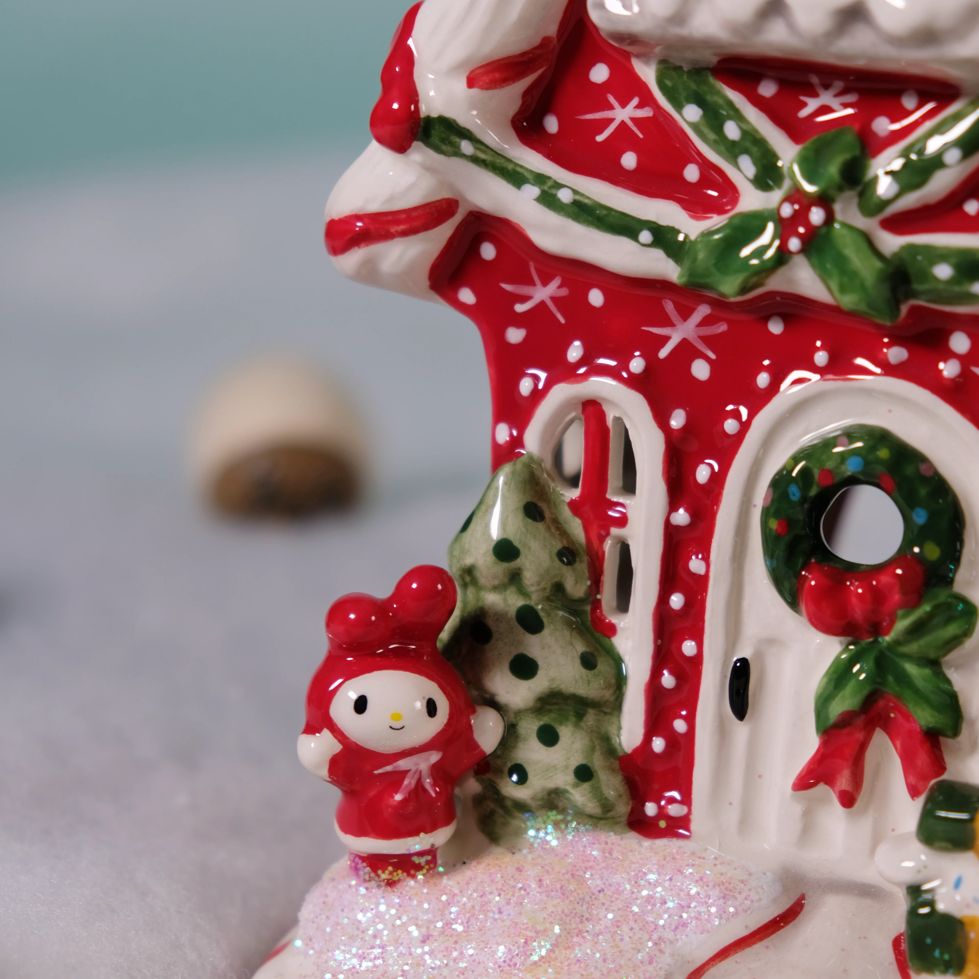Hello Kitty and Friends Christmas Candle House - Image 7