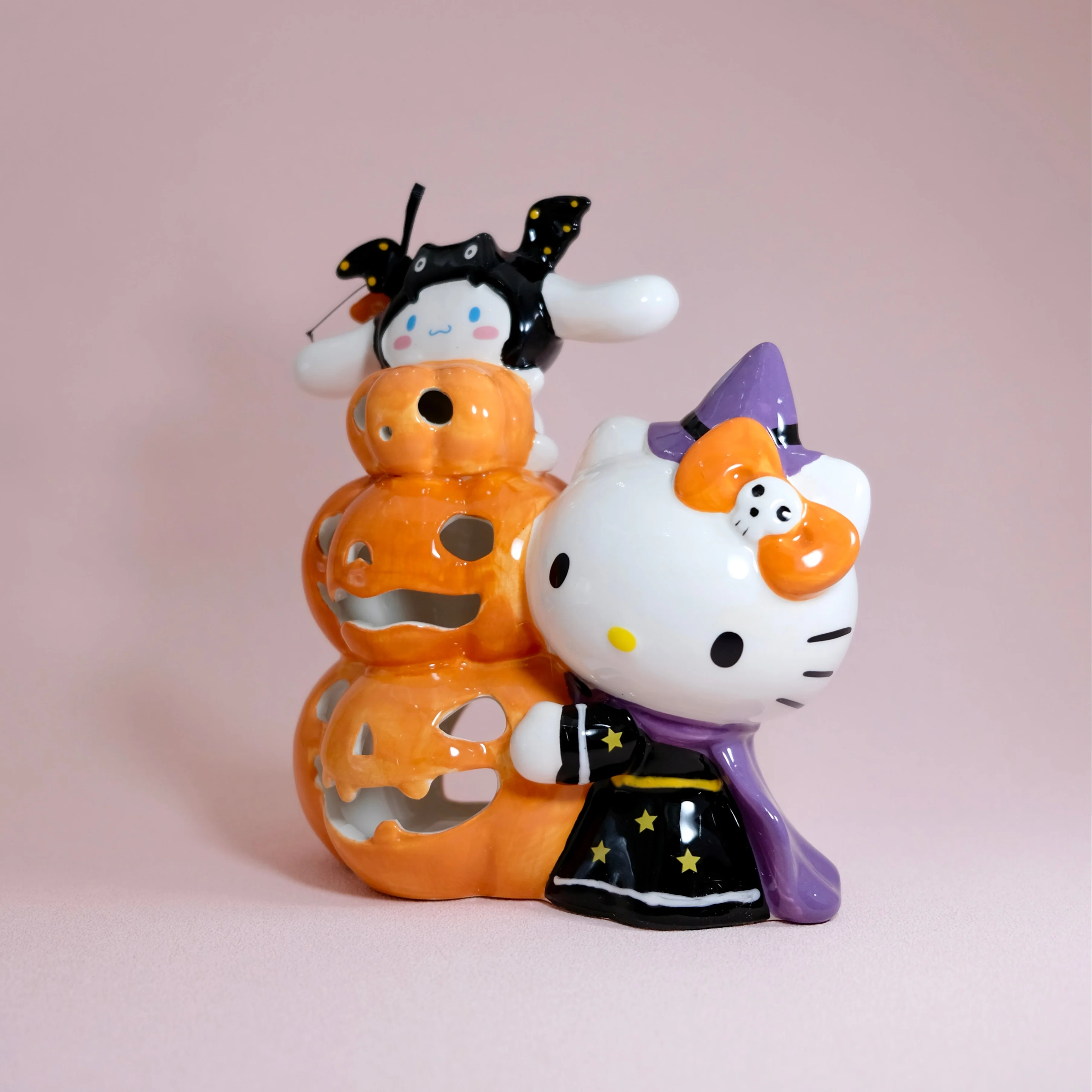 Hello Kitty and Cinnamoroll Haunted Heights Candle House - Image 3