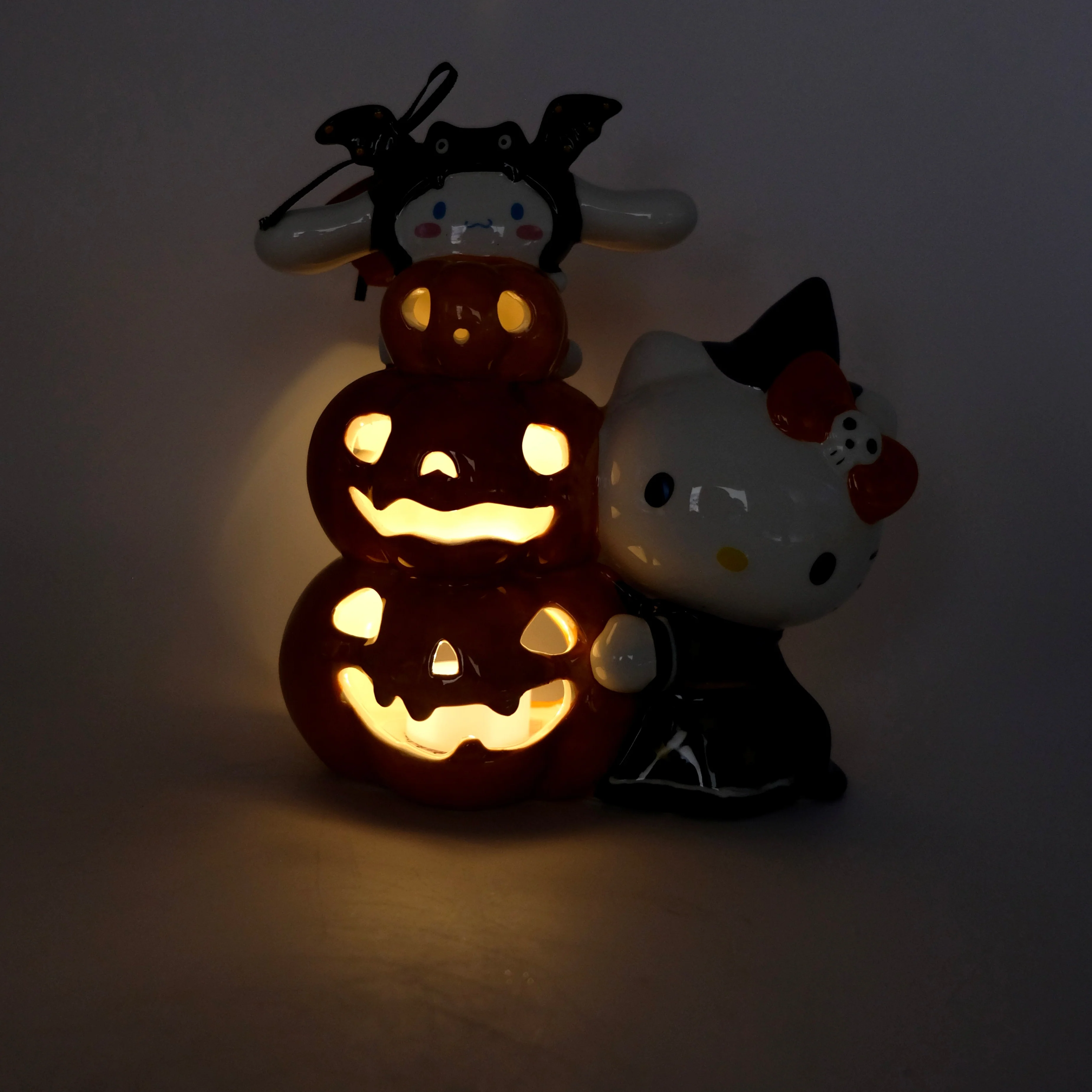 Hello Kitty and Cinnamoroll Haunted Heights Candle House - Image 8