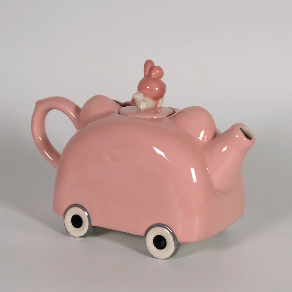 Hello Kitty and Friends Rolling Cafe Teapot - Image 4