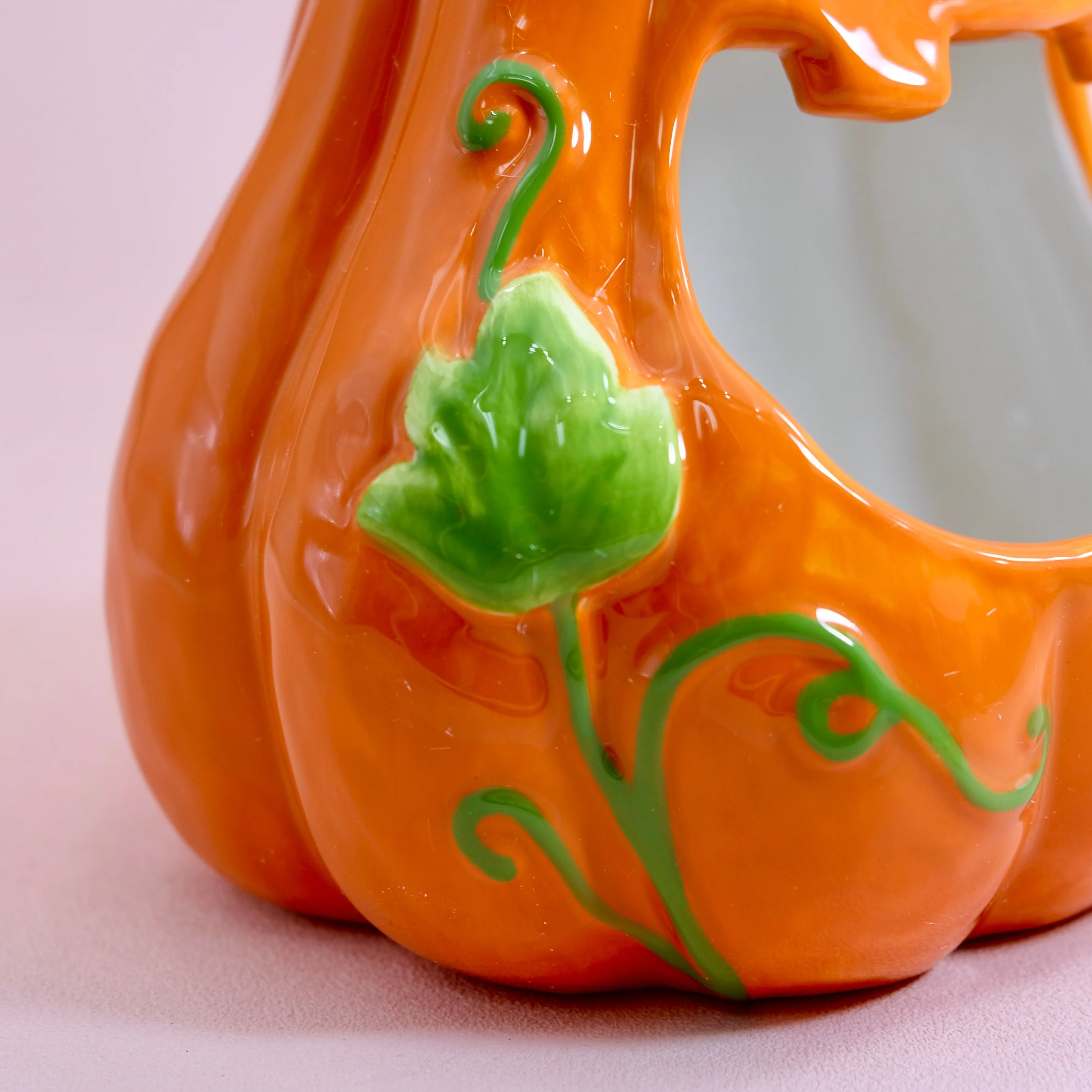 Hello Kitty Big Mouth Pumpkin Candy Bowl - Image 7
