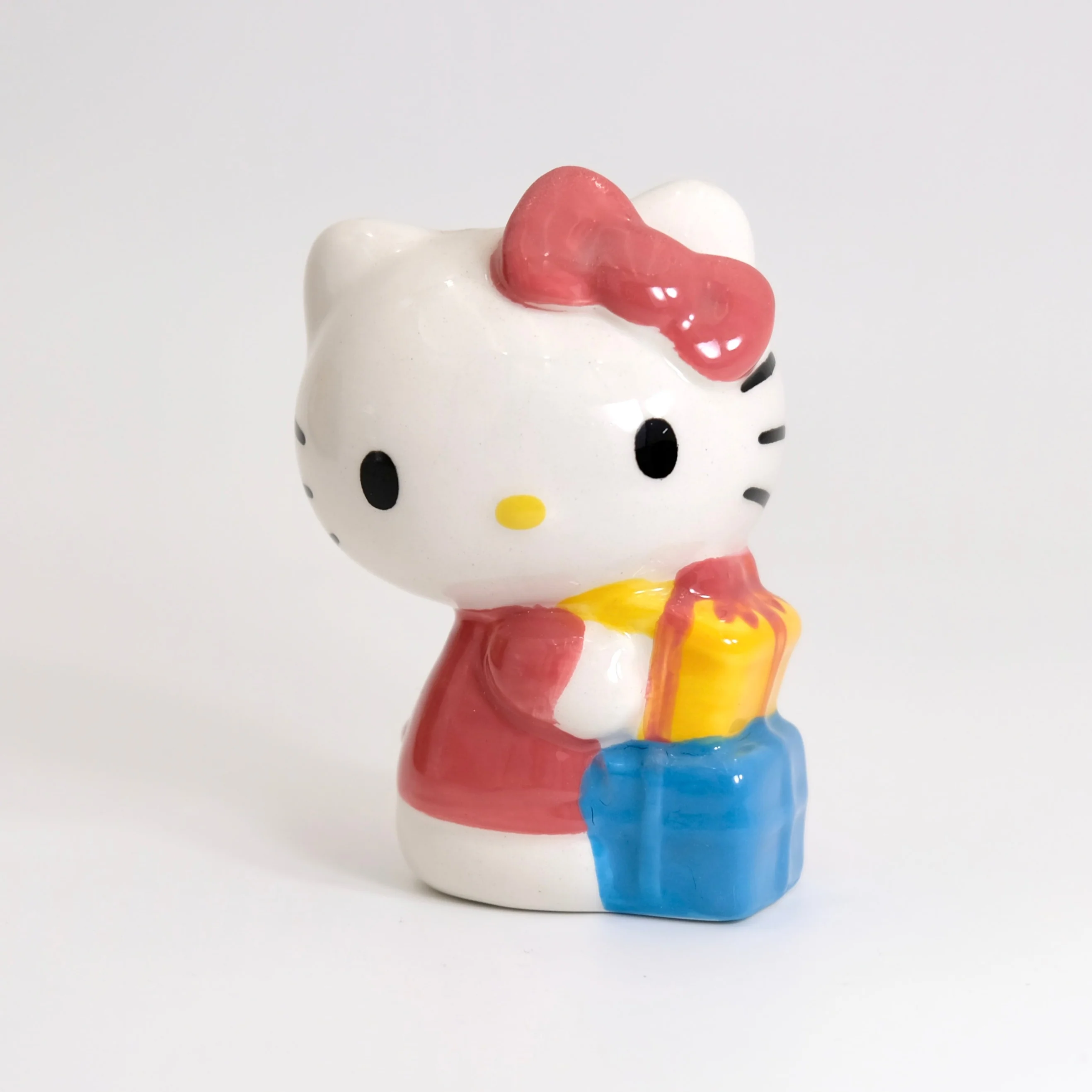 Hello Kitty Birthday Candle Holder 2 Pcs Set - Image 4