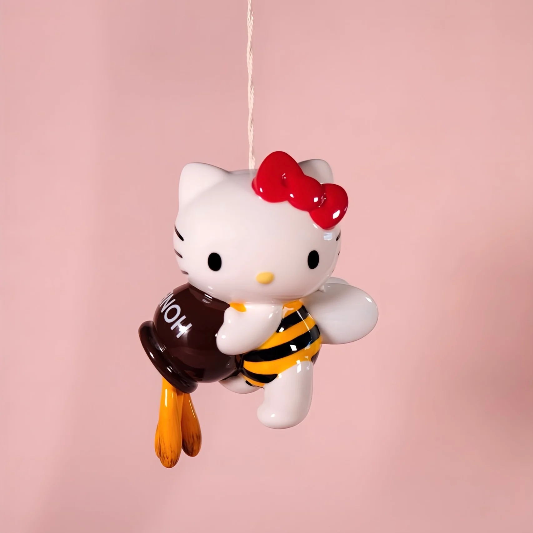 Hello Kitty Bumble Bee Wind Chime
