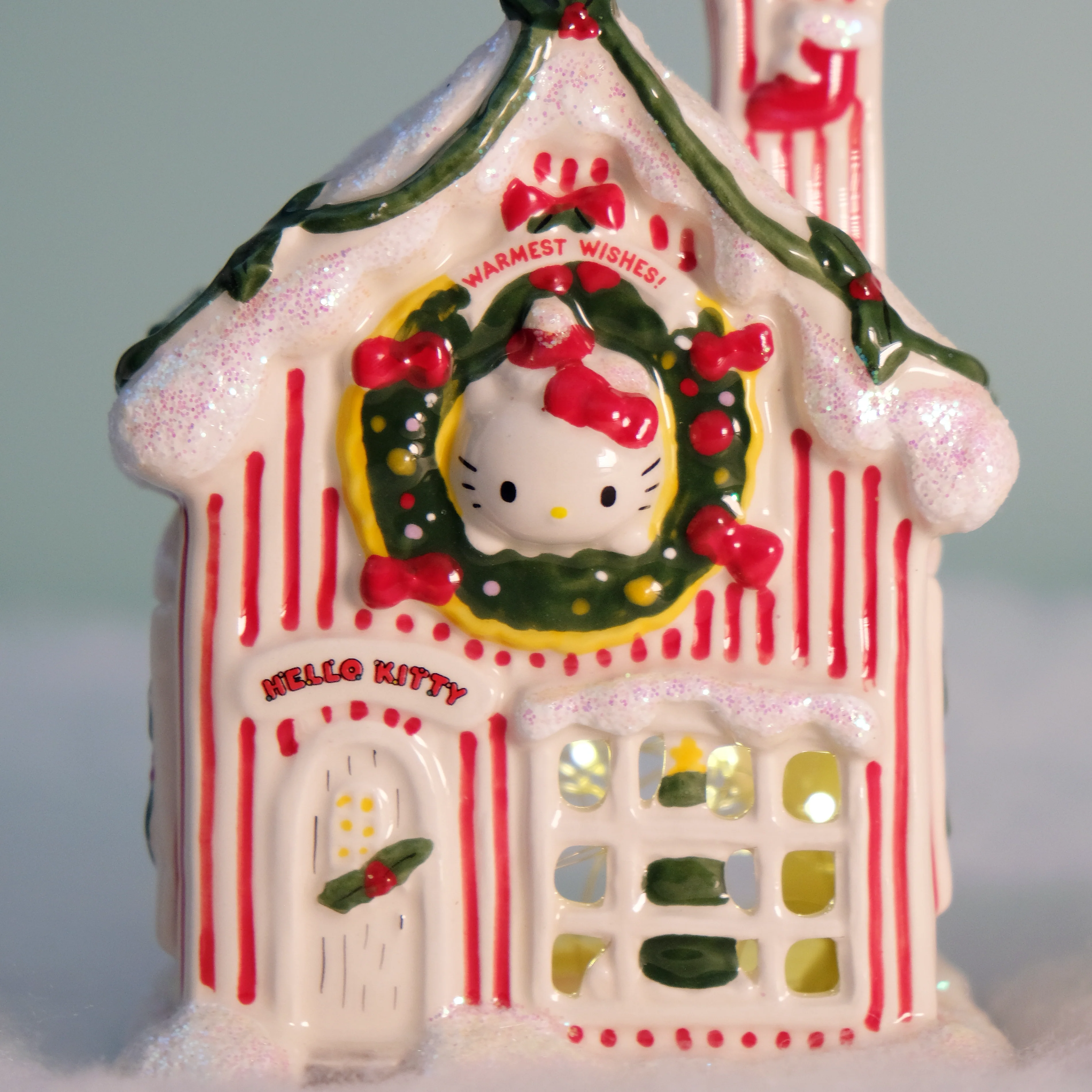 HELLO KITTY CHRISTMAS CANDLE HOUSE - Image 7
