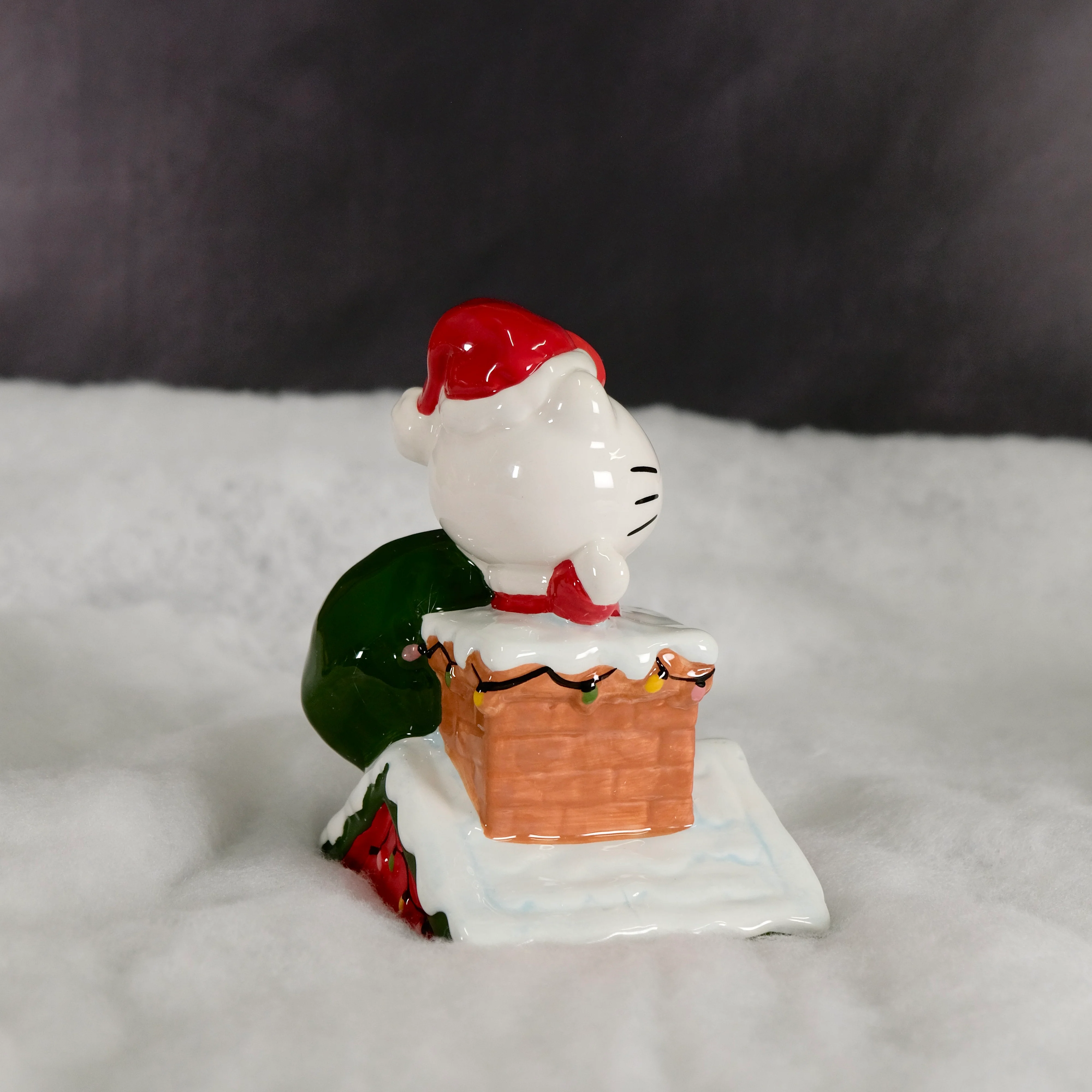 HELLO KITTY CHRISTMAS EVE FIGURINE - Image 4