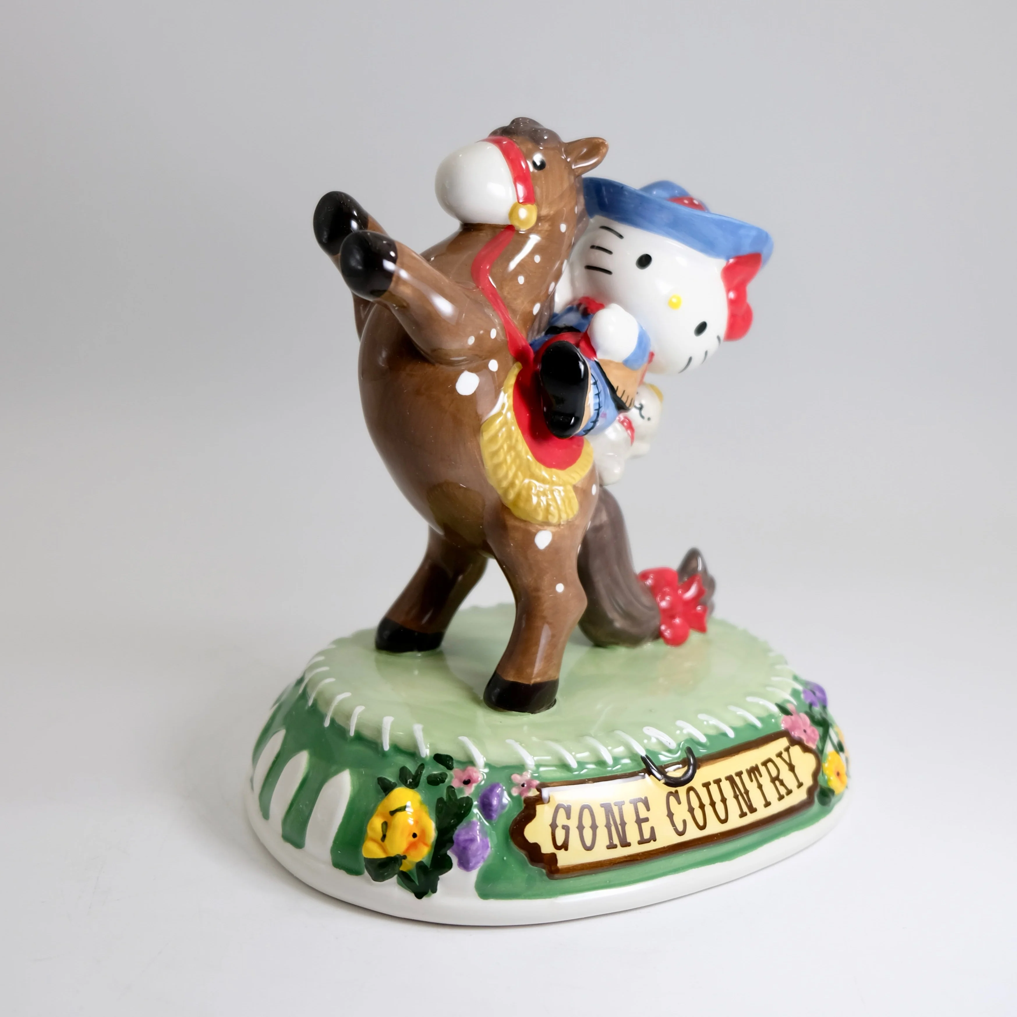 Hello Kitty Giddy Up Figurine - Image 5